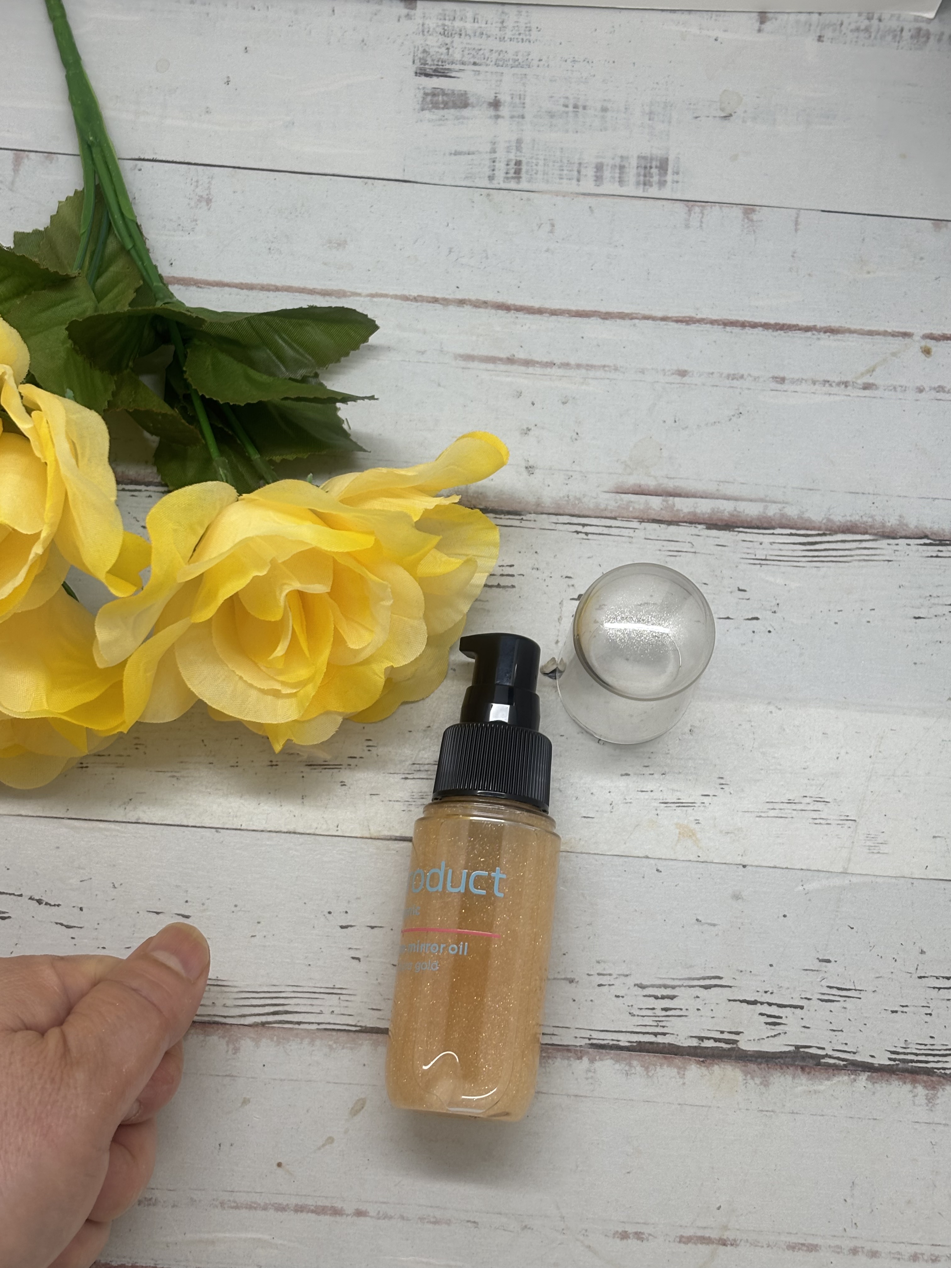 ザ・プロダクト　プリズムミラーオイル ＜ヘアオイル・スキンオイル＞/ザ・プロダクト/ヘアオイルを使ったクチコミ（3枚目）