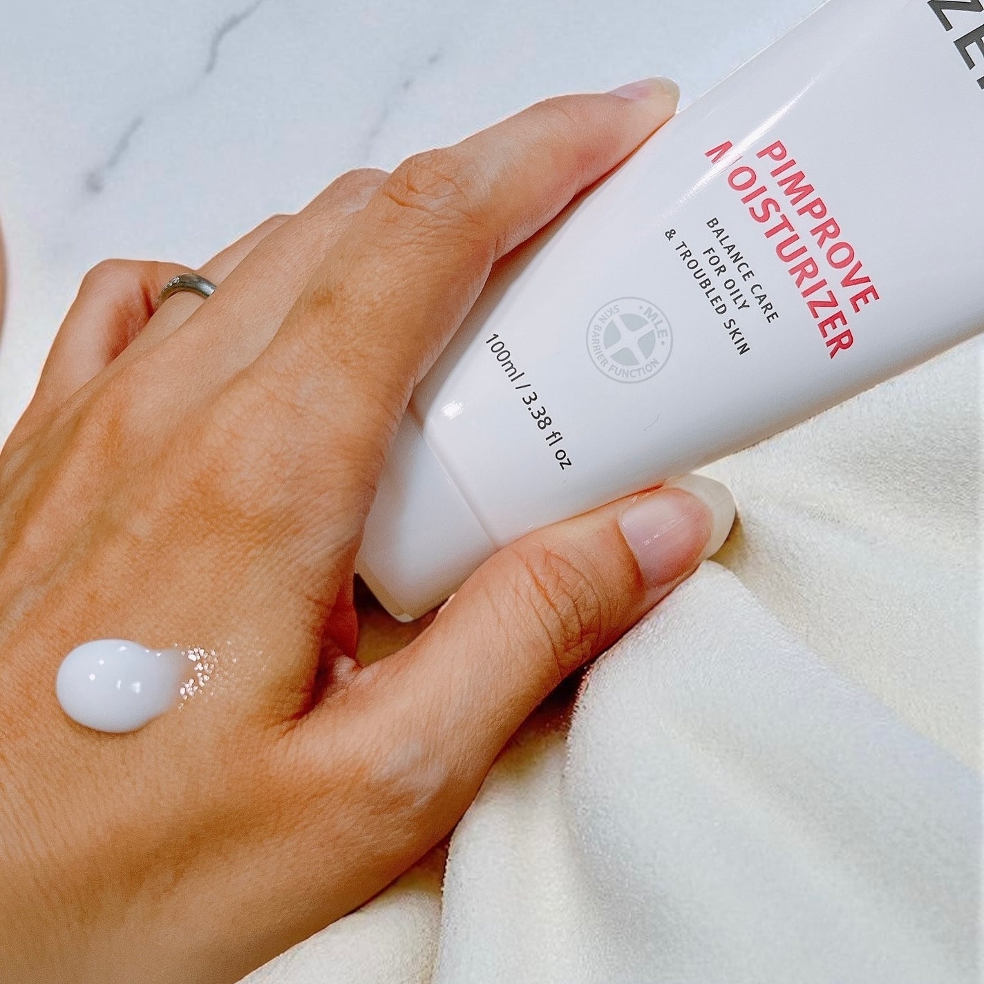 ピンプローブモイスチャーライザー/ZEROID/フェイスクリームを使ったクチコミ(2枚目)