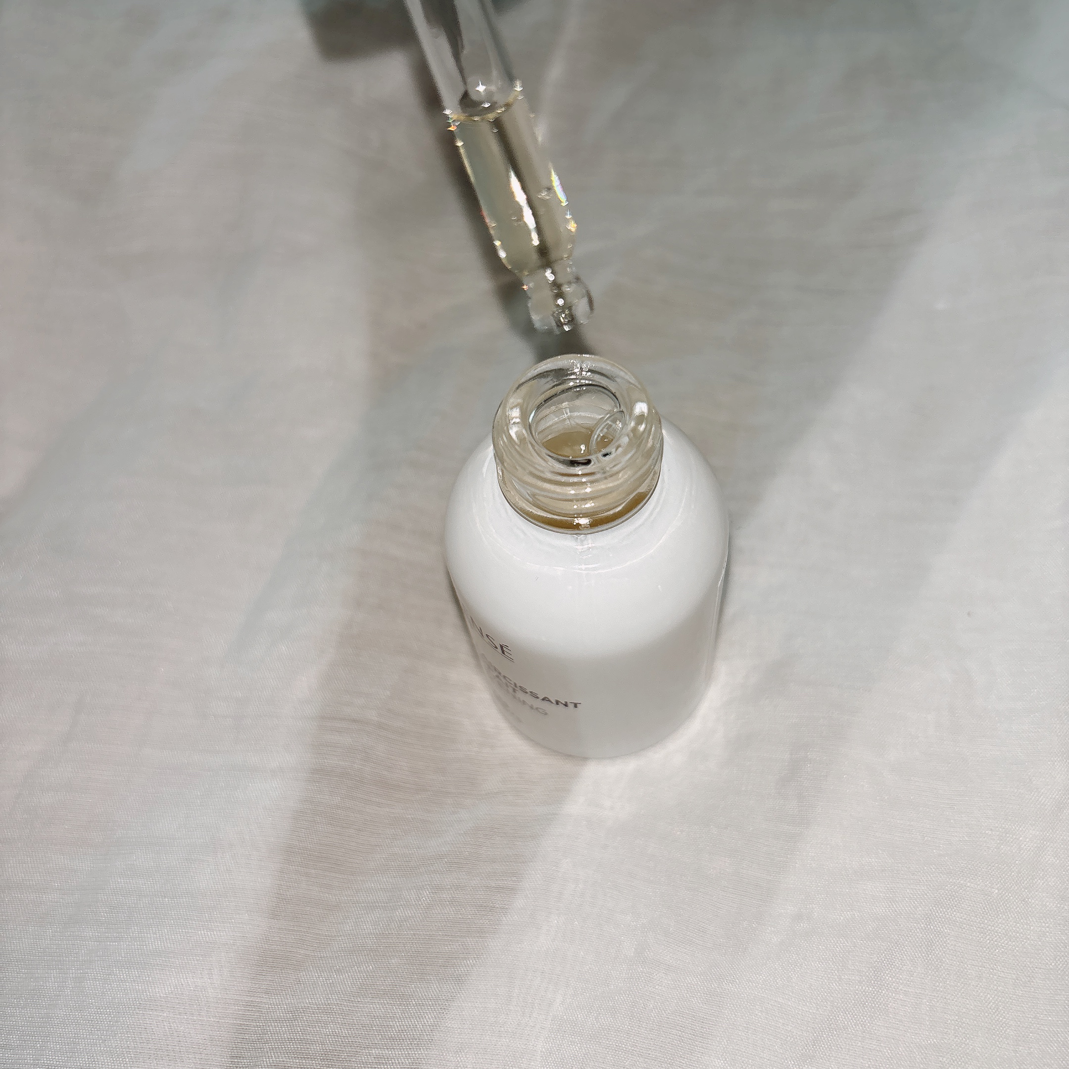 コンソントレ エクラシサン タン パルフェ/コンダンセ パリ/美容液を使ったクチコミ（3枚目）