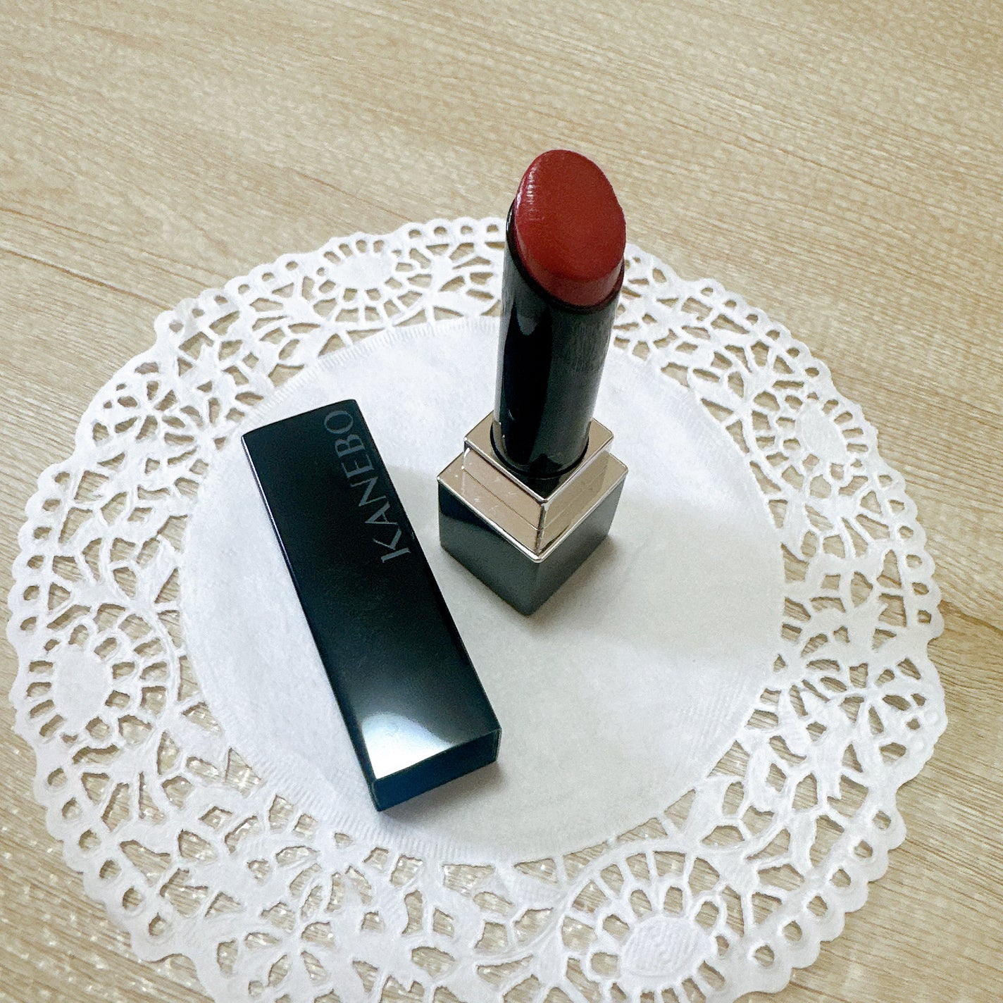 ルージュスターヴァイブラント/KANEBO/口紅を使ったクチコミ(3枚目)