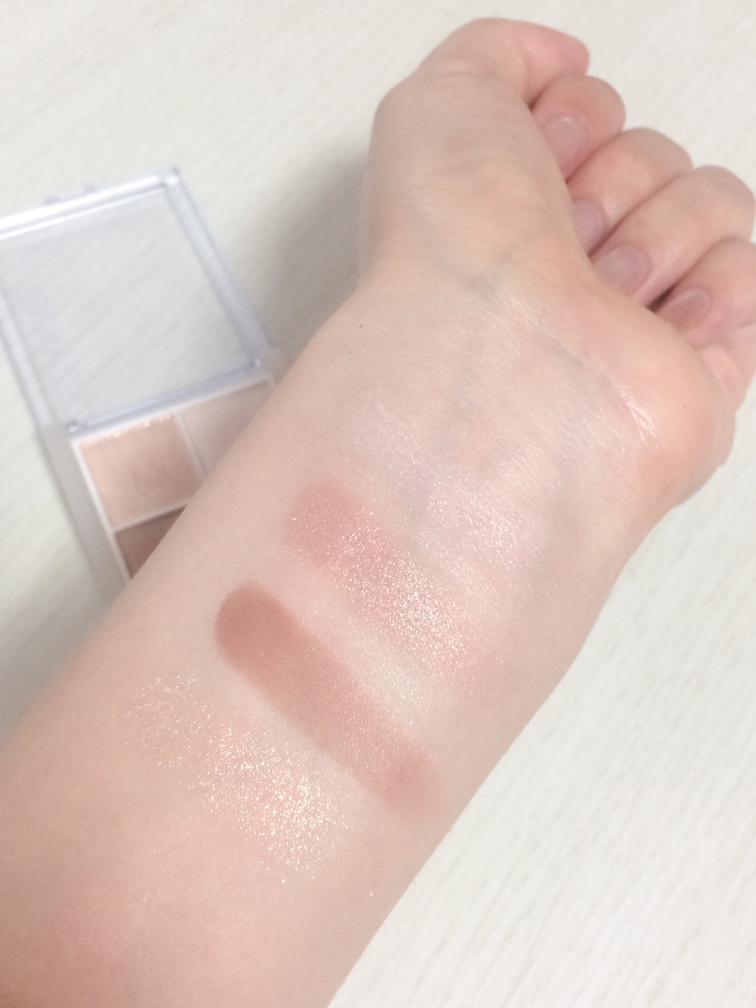 ペールトーンアイシャドウ/CEZANNE/アイシャドウを使ったクチコミ（3枚目）