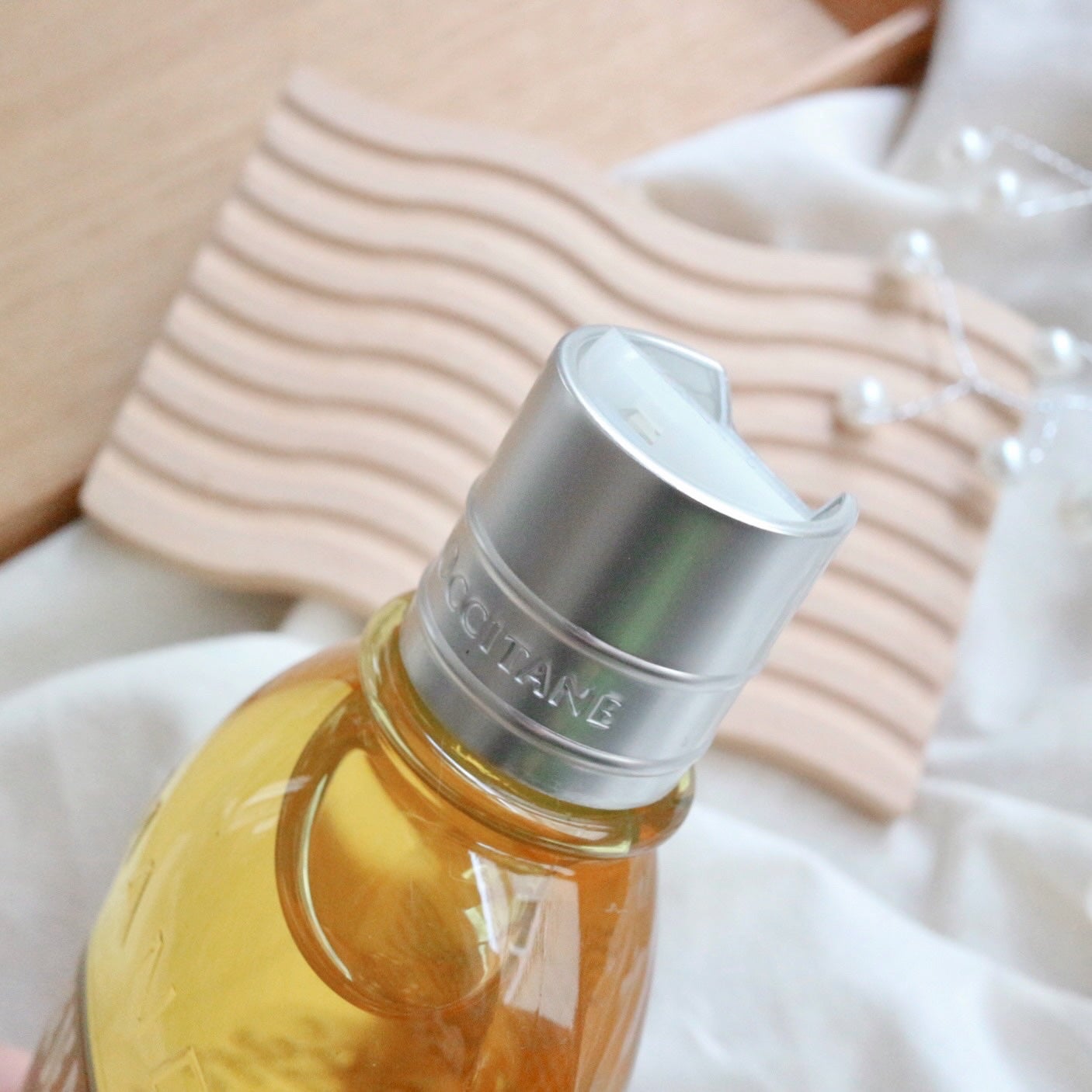 アーモンド モイスチャライジングシャワーオイル/L'OCCITANE/ボディソープを使ったクチコミ(4枚目)