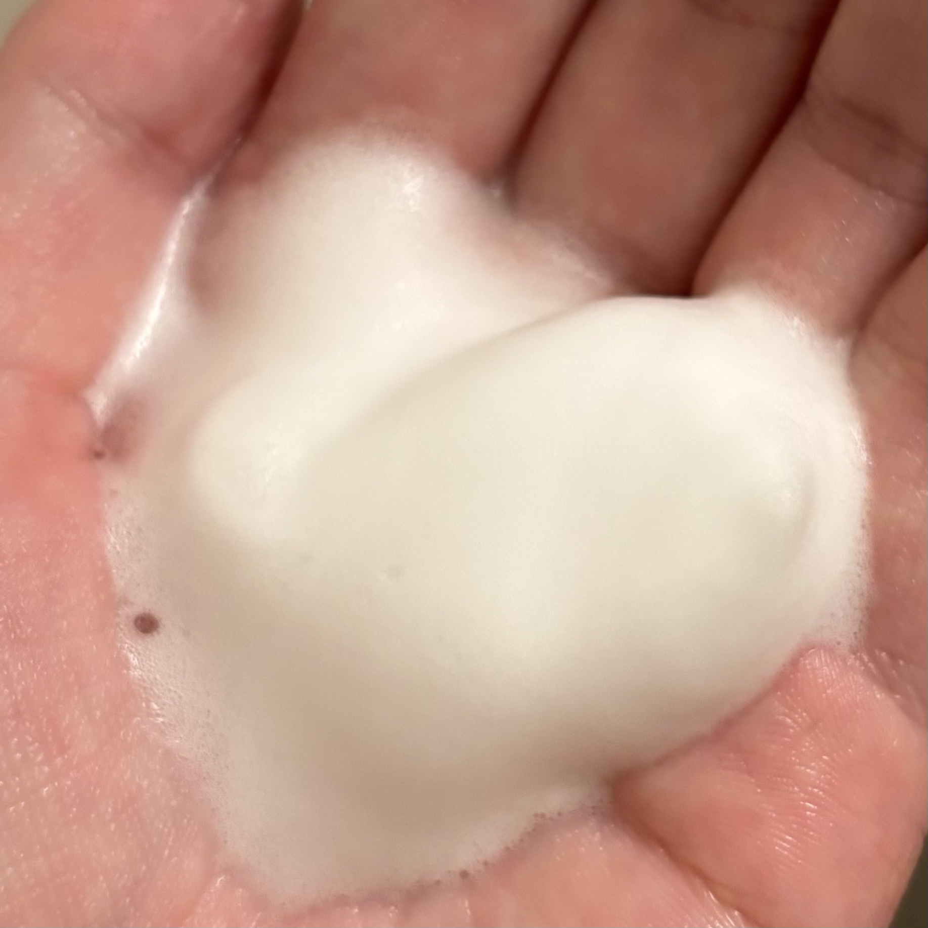 薬用泡ウォッシュ　ローズとフリージアの香り /Femia/デリケートゾーンケアを使ったクチコミ（3枚目）