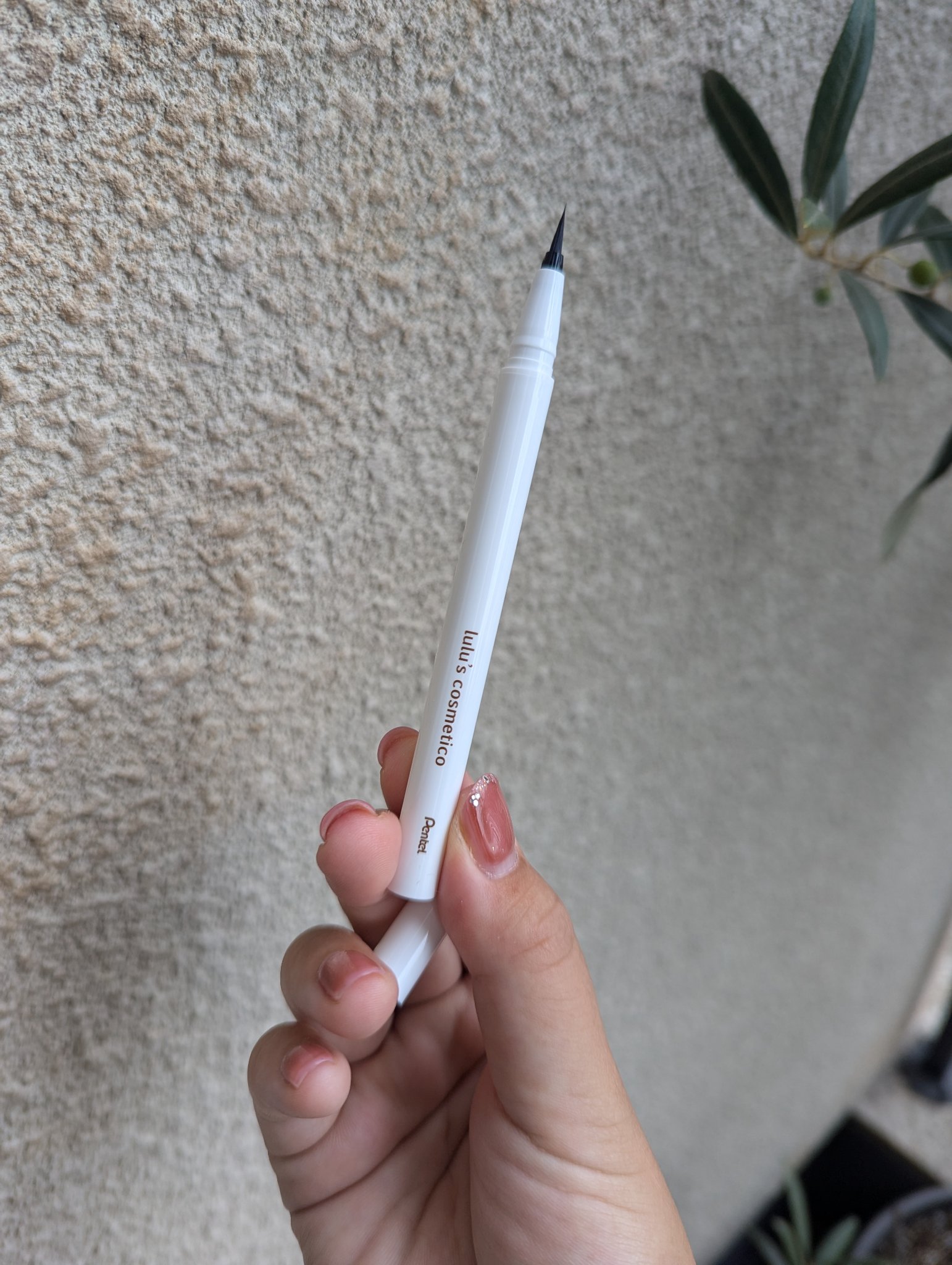 リキッドアイライナー/ルルズコスメティコ/リキッドアイライナーを使ったクチコミ（2枚目）