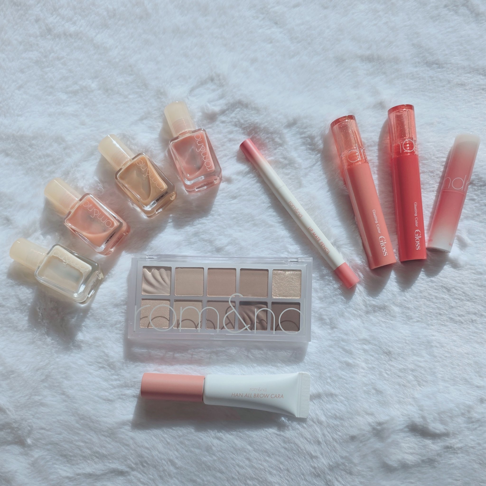 グラスティングカラーグロス/rom&nd/リップグロスを使ったクチコミ（2枚目）