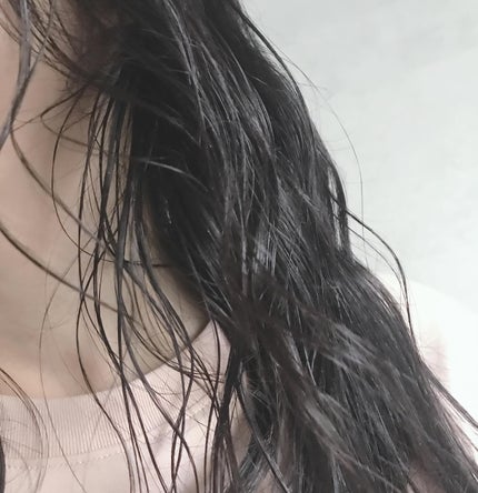 ザ・プロダクト プリズムミラーオイル <ヘアオイル・スキンオイル>/ザ・プロダクト/ヘアオイルを使ったクチコミ(4枚目)