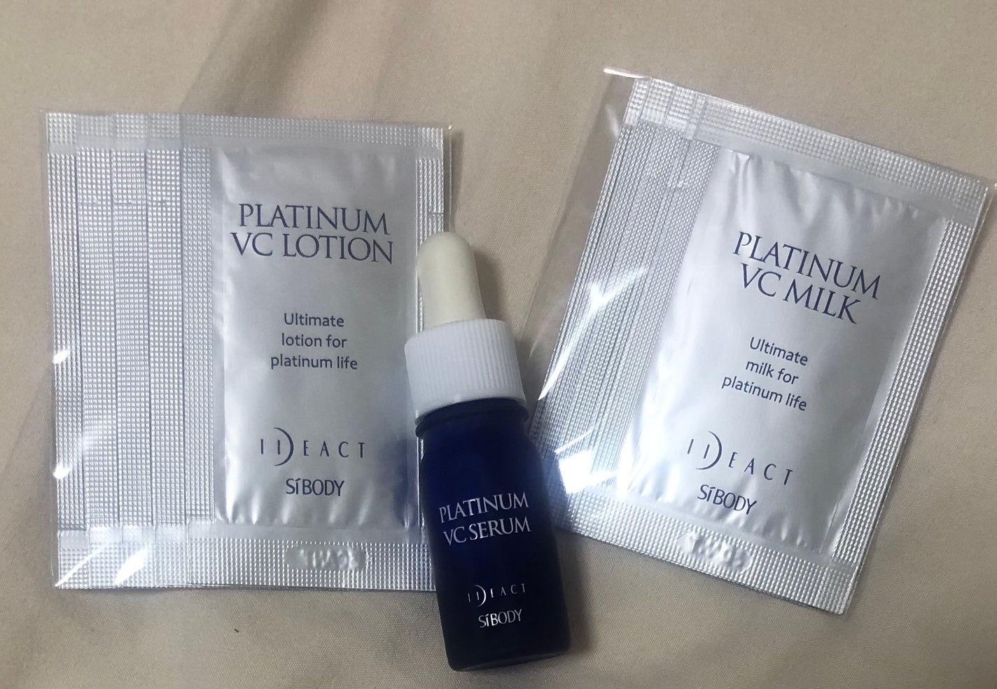 月 on LIPS 「#PR#イデアアクト#ideact#プラチナVC乳液の個別レビ..」(2枚目)