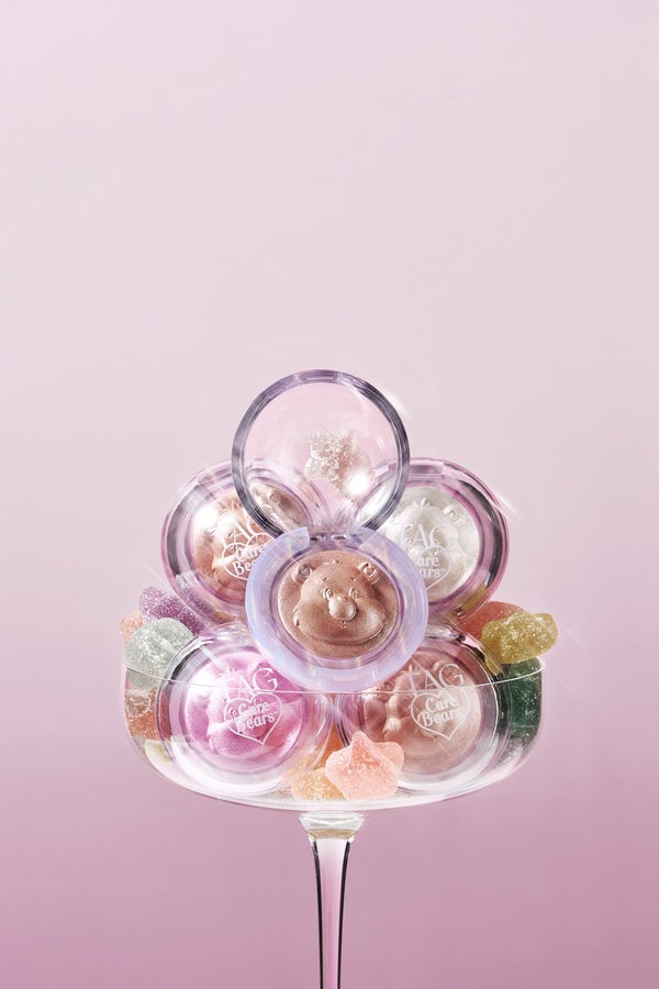 韓国で話題沸騰「TAG(タグ)」のCare Bears™特別コレクションが、日本に上陸の画像