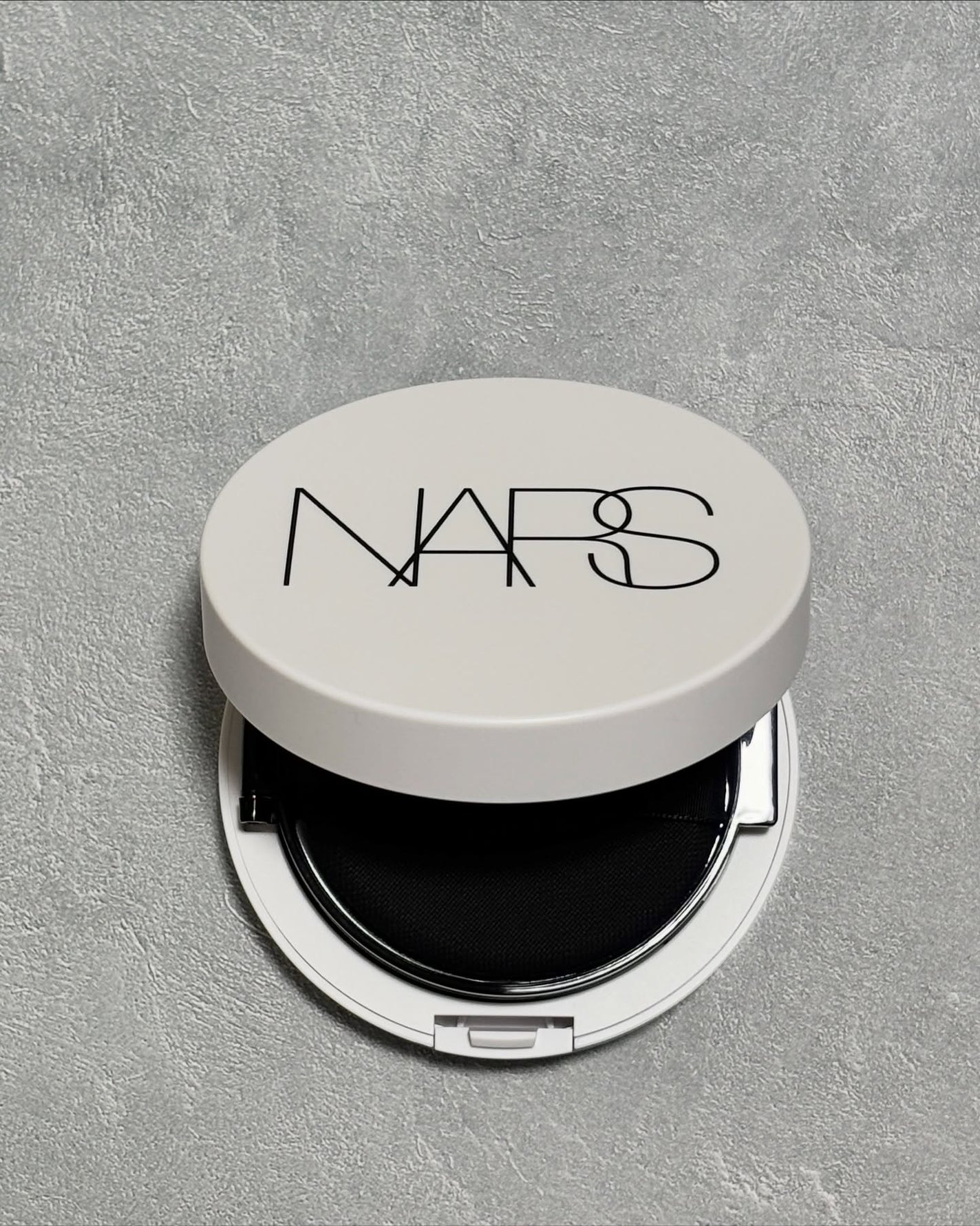 NARS ライトリフレクティング セラムクッション ファンデーション/NARS/クッションファンデーションを使ったクチコミ(2枚目)