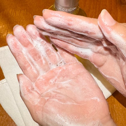 アーモンド モイスチャライジングシャワーオイル/L'OCCITANE/ボディソープを使ったクチコミ(5枚目)