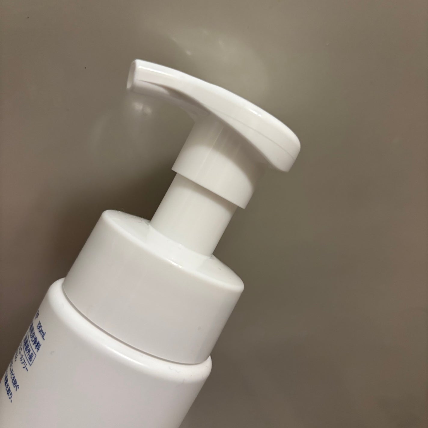 薬用泡ウォッシュ ローズとフリージアの香り /Femia/デリケートゾーンケアを使ったクチコミ(4枚目)