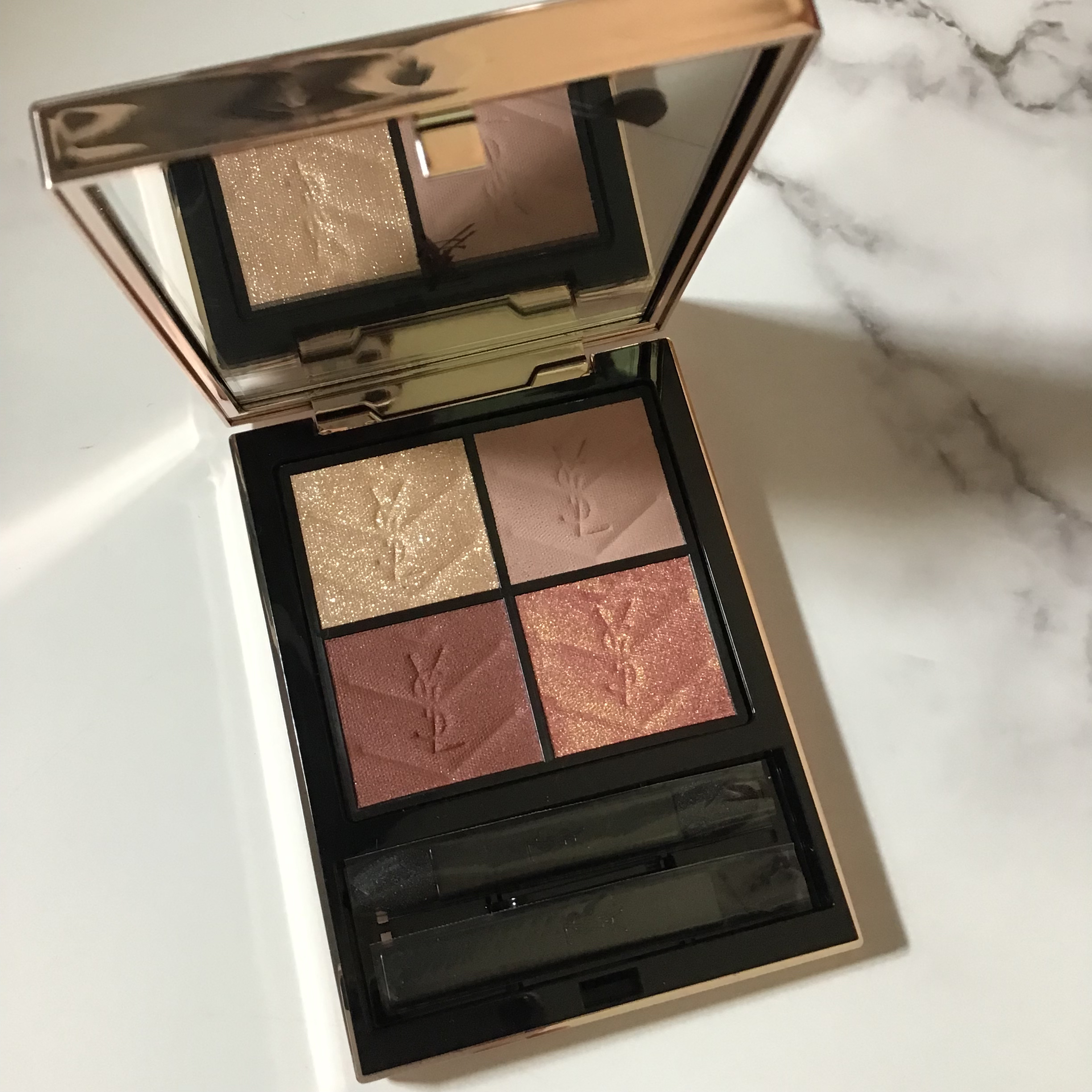 クチュール ミニ クラッチ/YVES SAINT LAURENT BEAUTE/アイシャドウパレットを使ったクチコミ（1枚目）