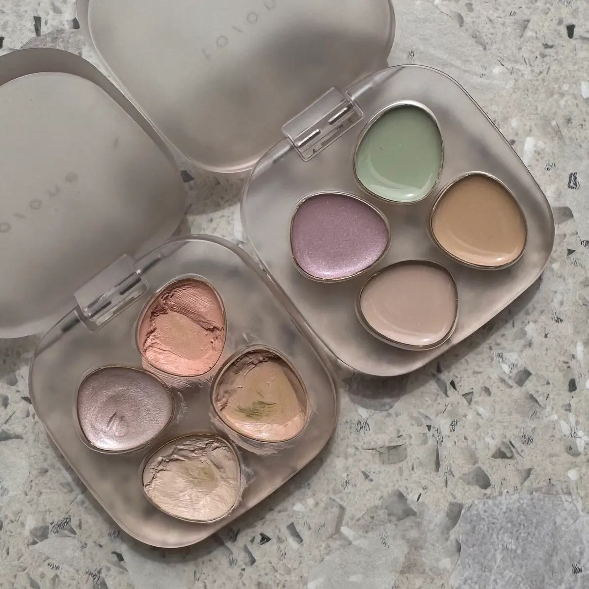 トーン ペタル フロート フローレス タッチ/to/one/パレットコンシーラーを使ったクチコミ（3枚目）