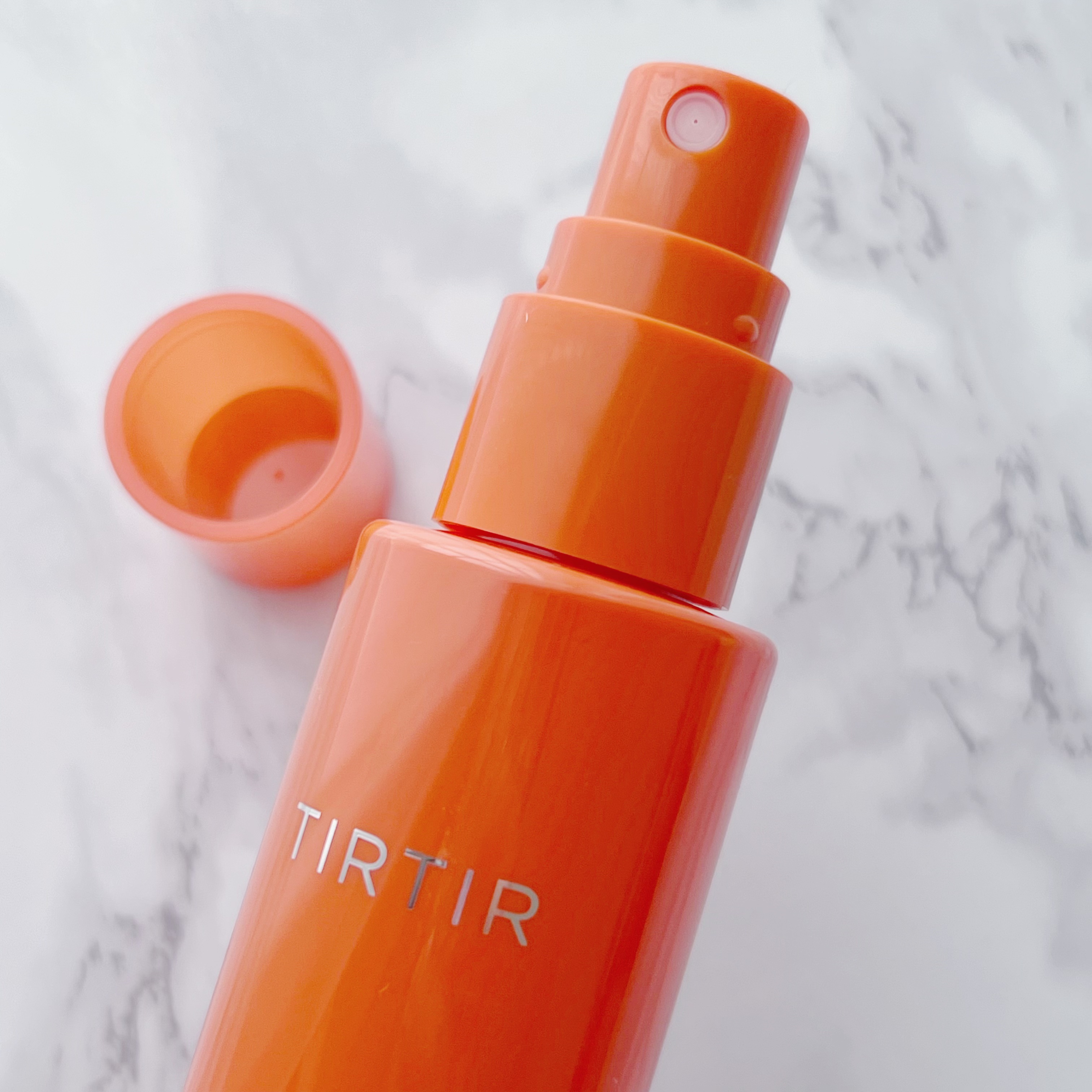 マスクフィットメイクアップオールデイフィクサー/TIRTIR(ティルティル)/フィックスミストを使ったクチコミ（2枚目）