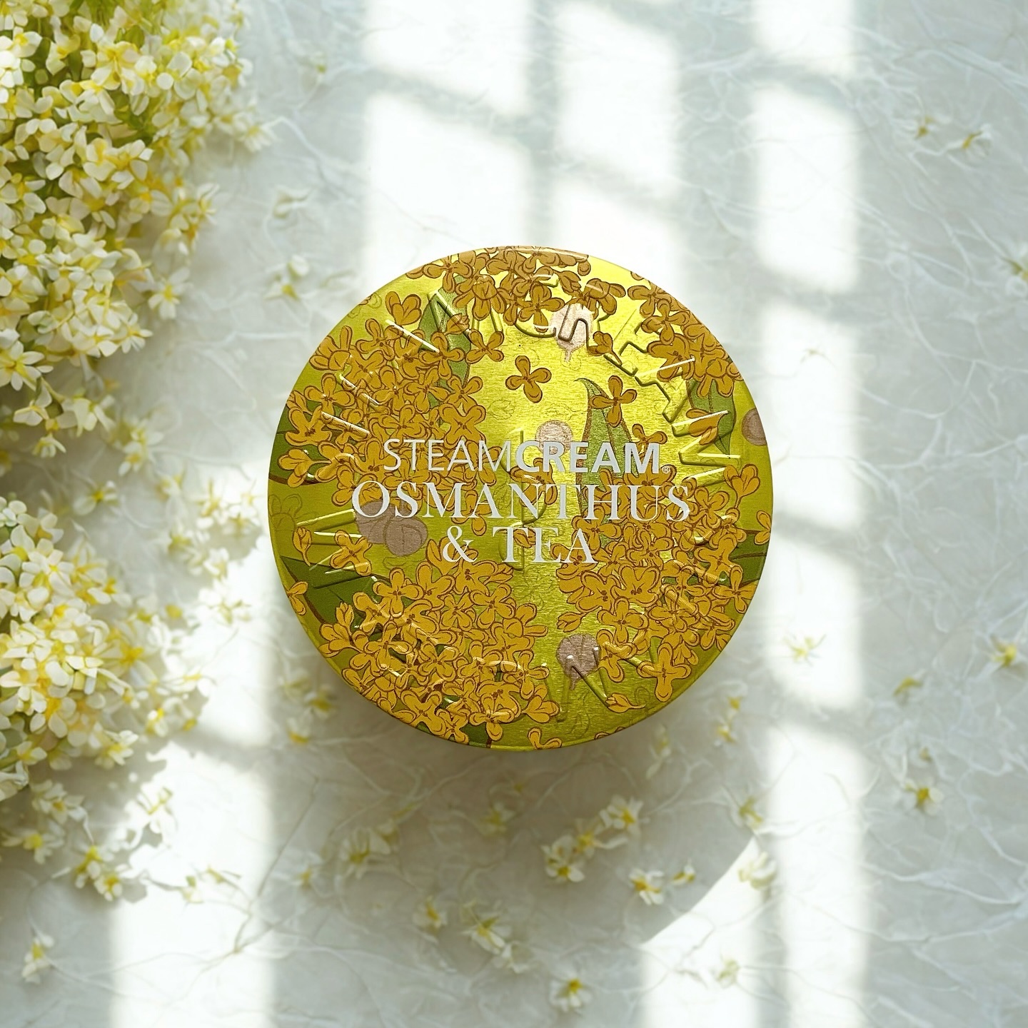STEAMCREAM スチームクリーム キンモクセイ＆茶のクチコミ「スチームクリーム
キンモクセイ&茶

＼秋のご褒美ケア／
秋になると街角でふわっと香るキンモク.....」（1枚目）