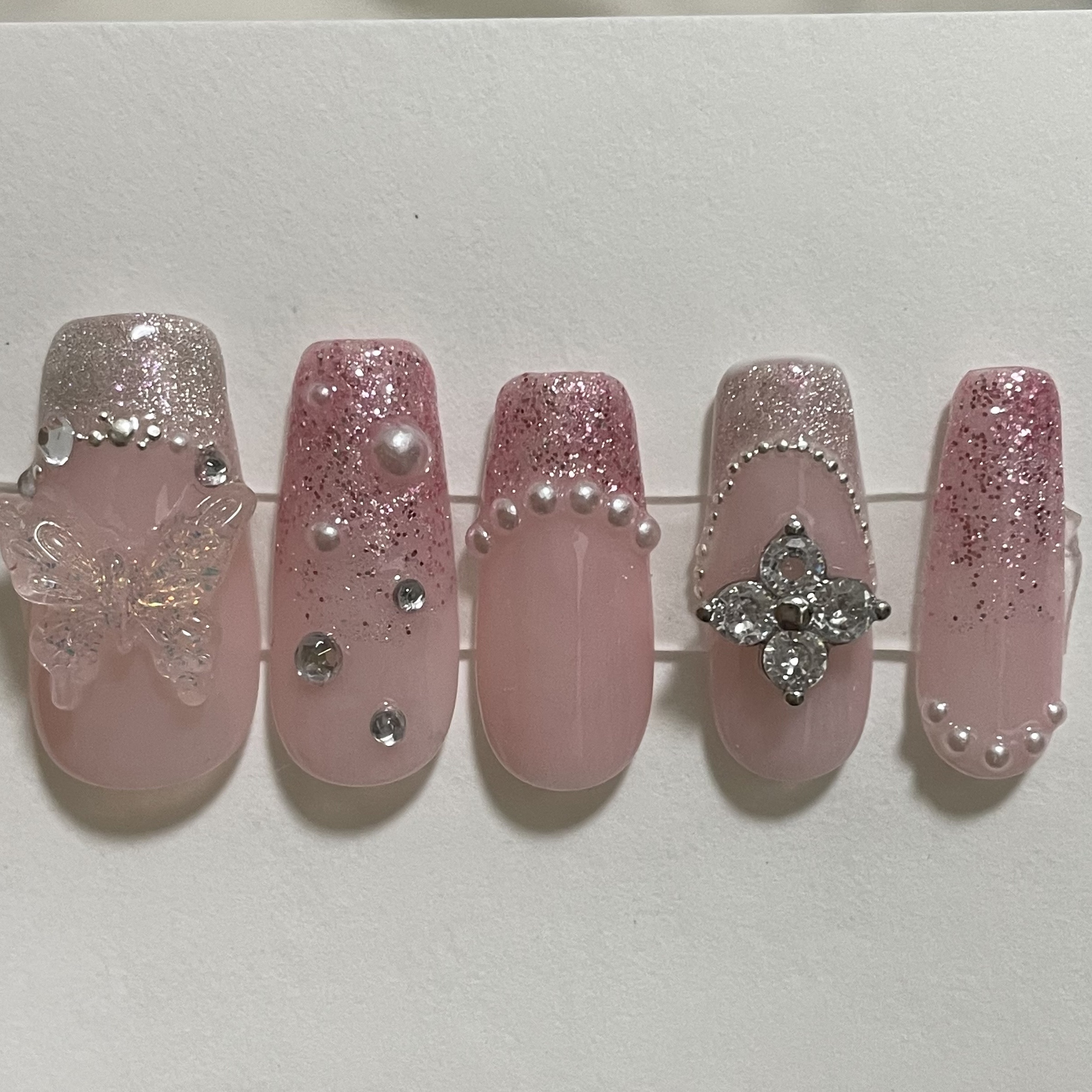 #ネイル,#ジェルネイル,#キラキラネイル,#簡単ネイル,#夏ネイル,#秋ネイル,#冬ネイル,#大人ネイル,#大人ネイル,#韓國ネイル,#フットネイルのネイルデザイン