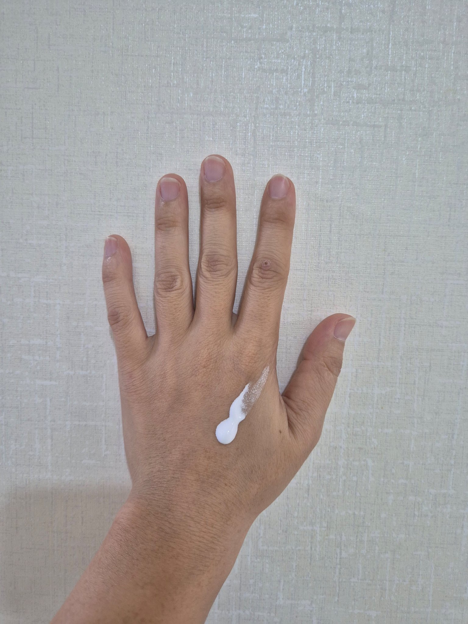 オールアバウトグロウトーンアップクリーム/CHASIN'RABBITS/化粧下地を使ったクチコミ（3枚目）