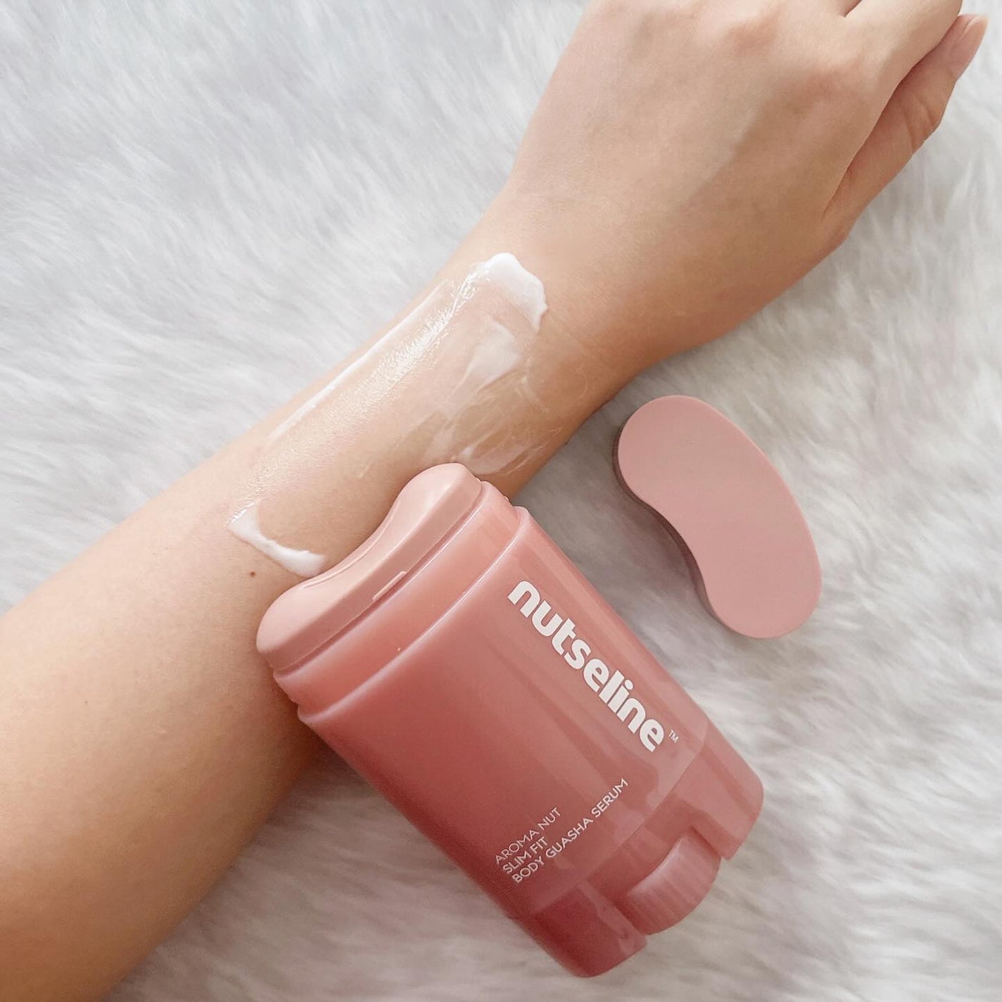 アロマナッツスリムフィットボディカッサセラム/nutseline/美容液を使ったクチコミ(5枚目)