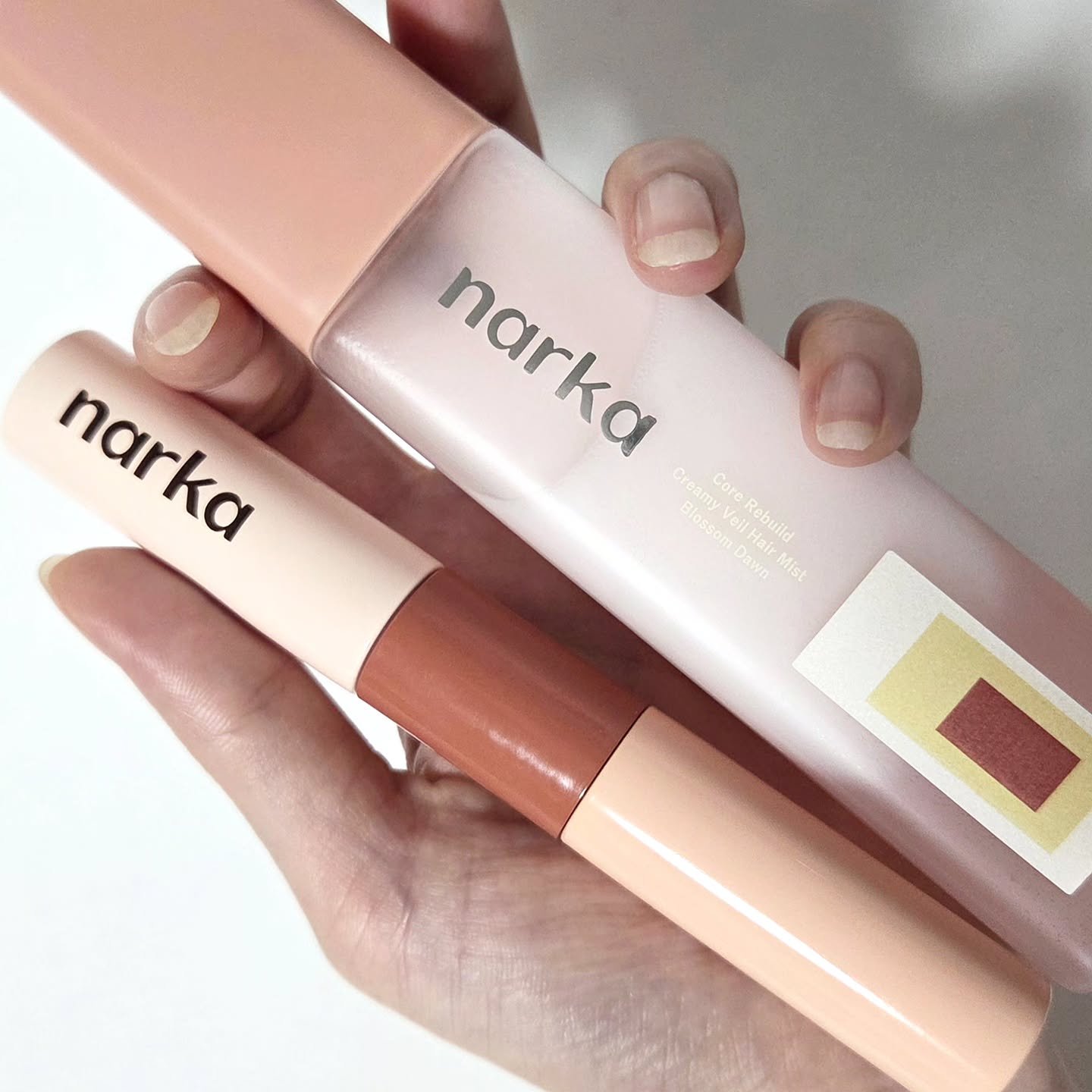 ハードフィックスヘアマスカラ/narka/その他スタイリングを使ったクチコミ（2枚目）