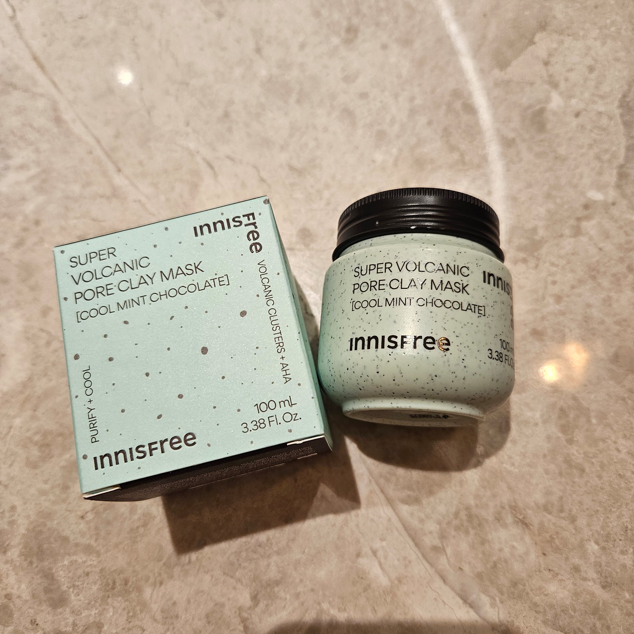 スーパーヴォルカニック　ポア　クレイマスク　クールミントチョコレート/innisfree/洗い流すパック・マスクを使ったクチコミ（1枚目）