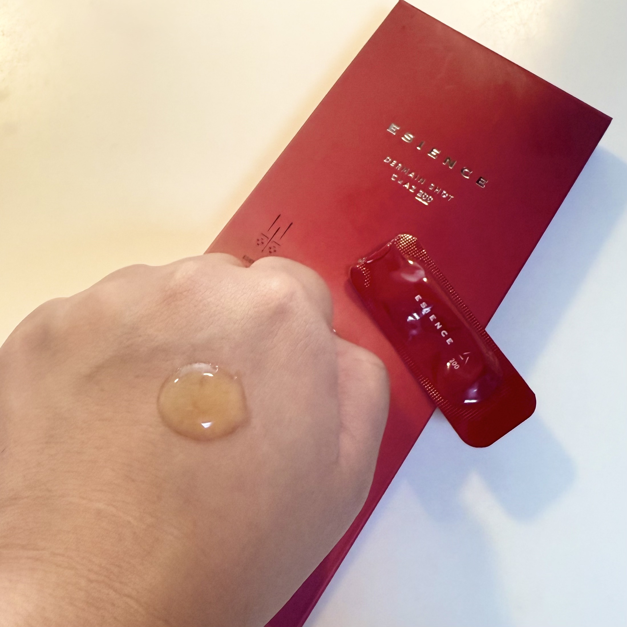 C×AZ ダーマインショット200/ESIENCE/美容液を使ったクチコミ（2枚目）