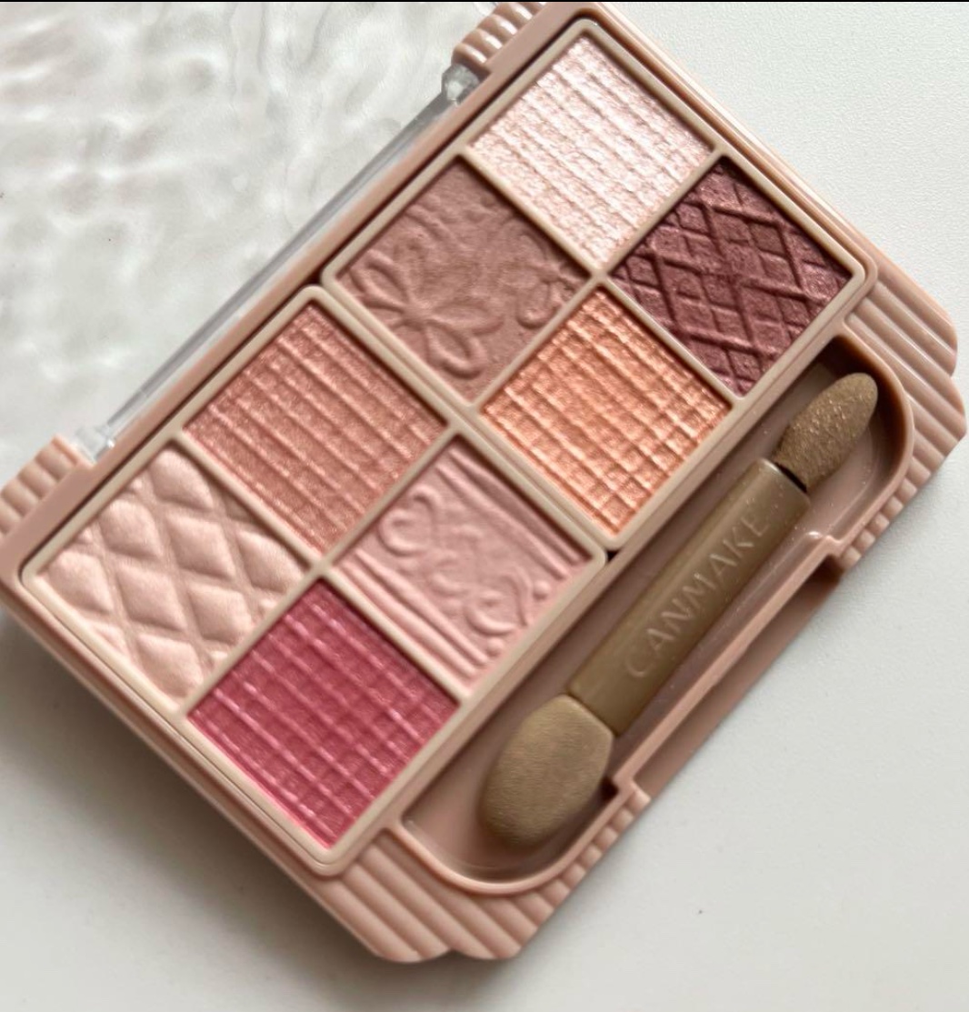 #キャンメイク


#プティアイシャドウパレット05





