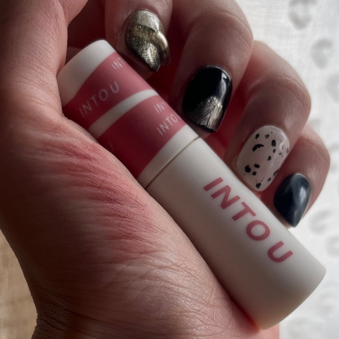 スーパーマットリップ&チークマッド/INTO U/口紅を使ったクチコミ(2枚目)