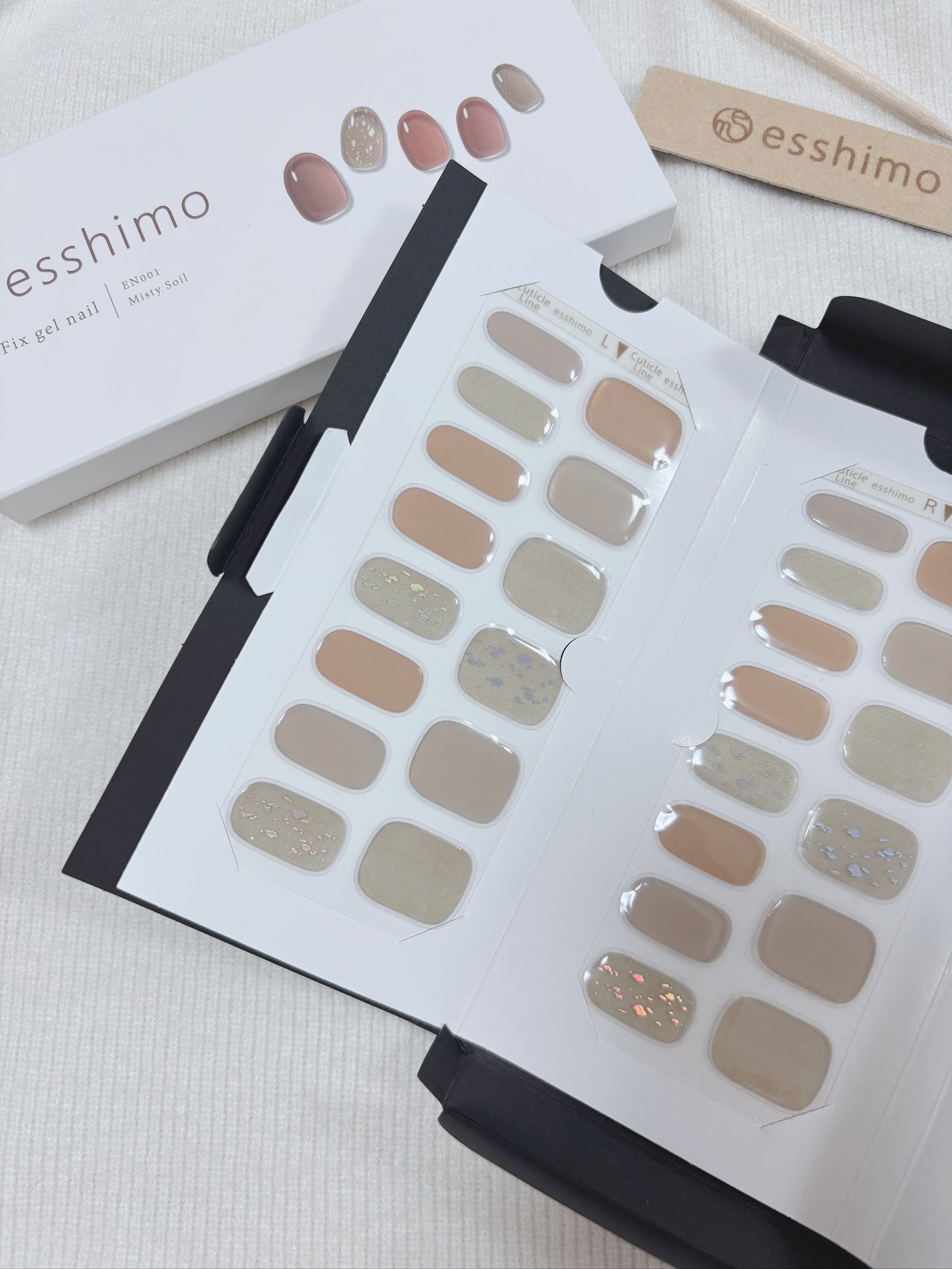 フィットフィックスジェルネイル/esshimo/ネイルシールを使ったクチコミ(2枚目)