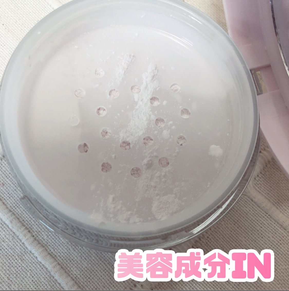 ヒロインメイク　フワットキープ　パウダー/ヒロインメイク/ルースパウダーを使ったクチコミ（2枚目）