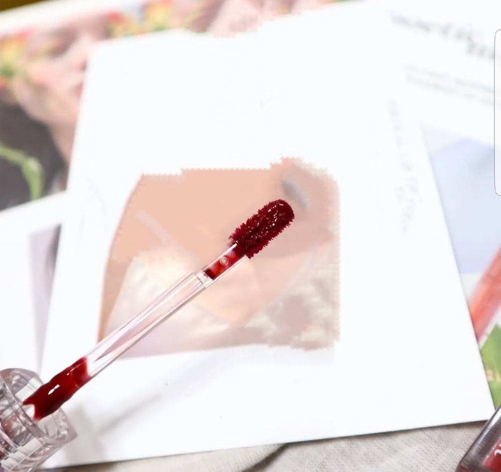 マイルドグローリップティント/Poetic Movement/リップティントを使ったクチコミ（2枚目）