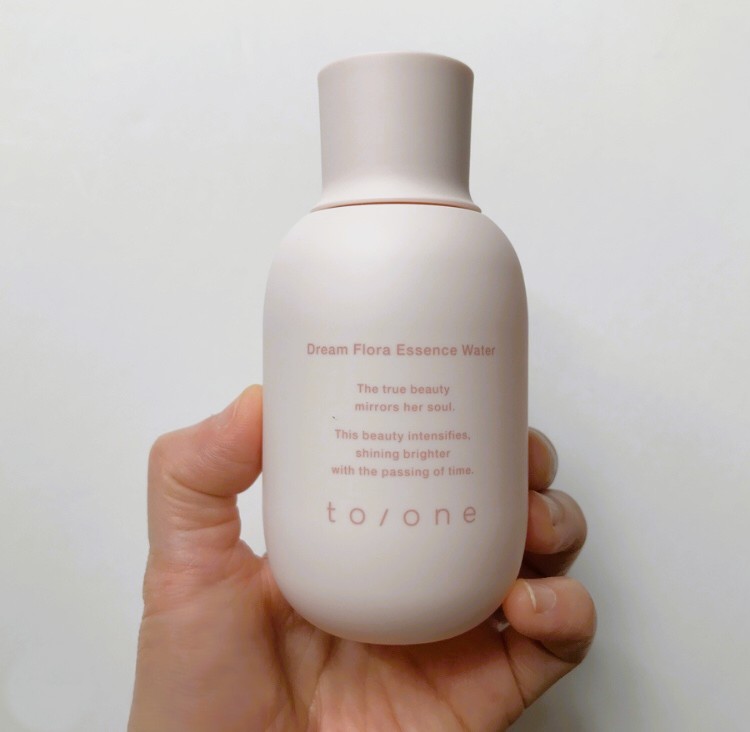 トーン ドリーム フローラ エッセンス ウォーター/to/one/化粧水を使ったクチコミ（2枚目）