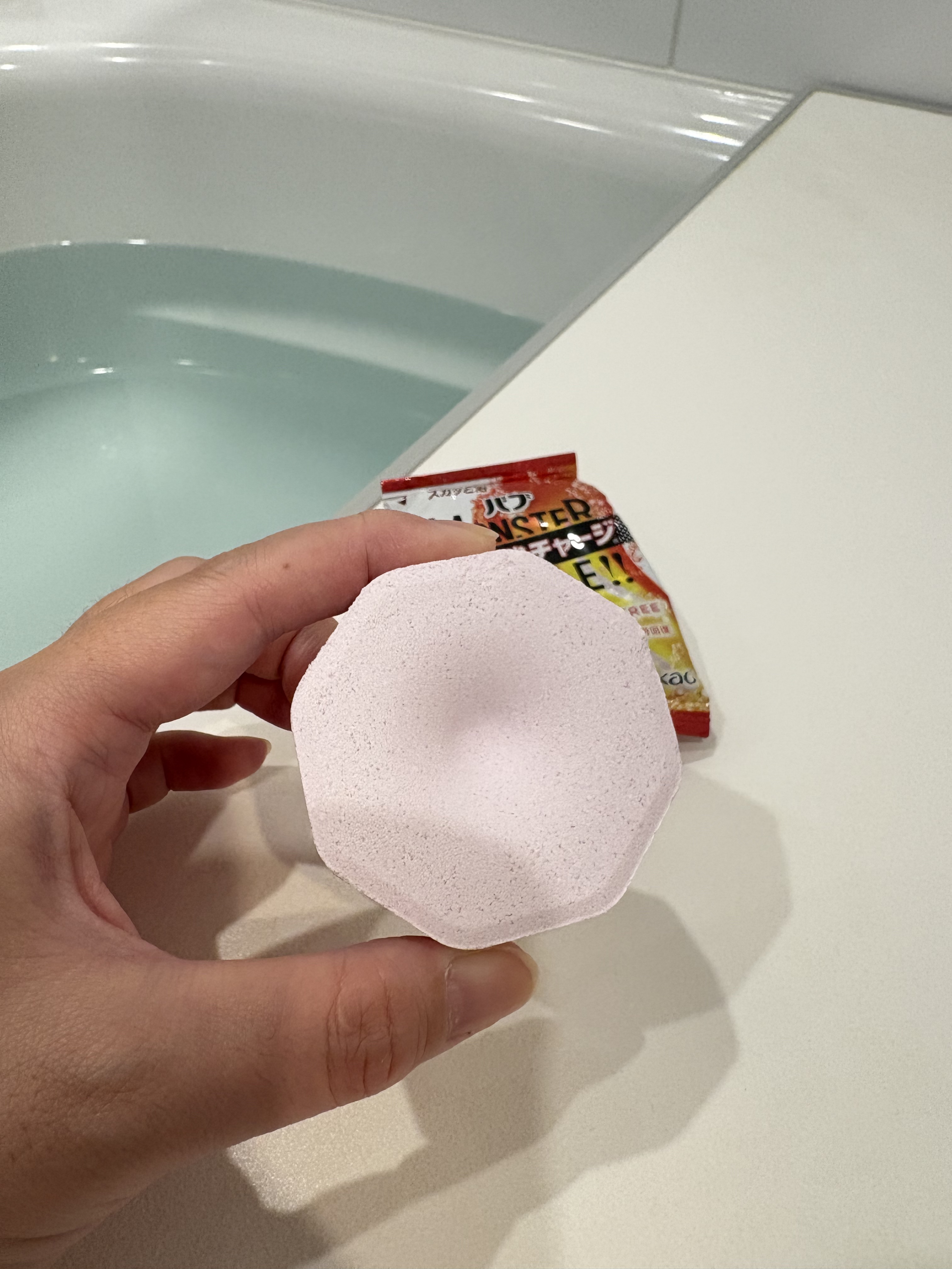 モンスターバブル スッキリFREE /バブ/炭酸系入浴剤を使ったクチコミ（2枚目）