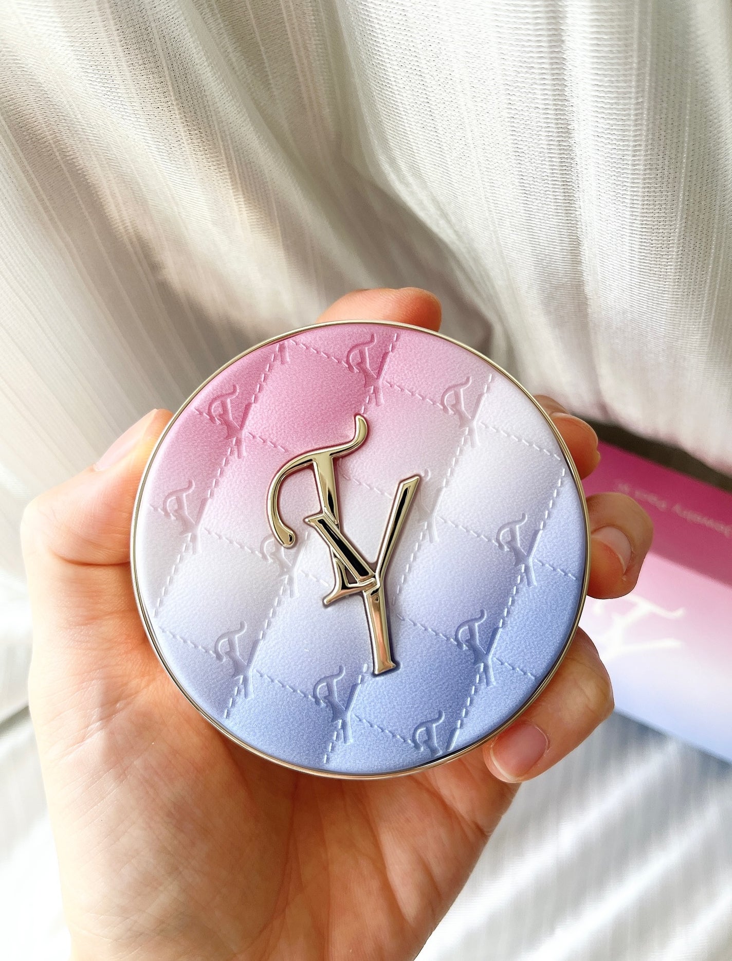 エステファクト ジュエリーパクト/たかの友梨エステファクト/クリーム・エマルジョンファンデーションを使ったクチコミ(2枚目)