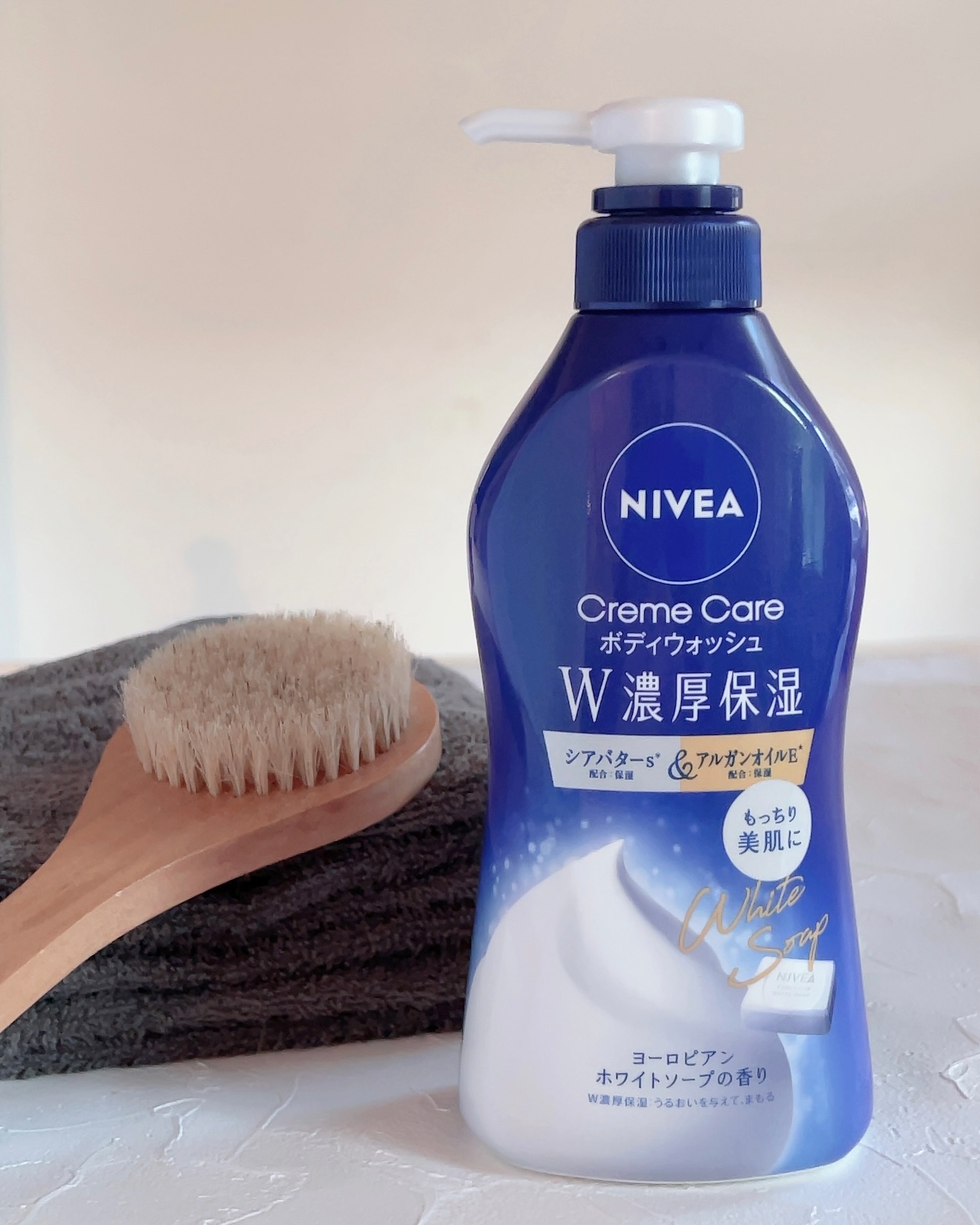 ニベア クリームケアボディウォッシュ W濃厚保湿 ヨーロピアンホワイトソープの香り/ニベア/ボディソープを使ったクチコミ（1枚目）