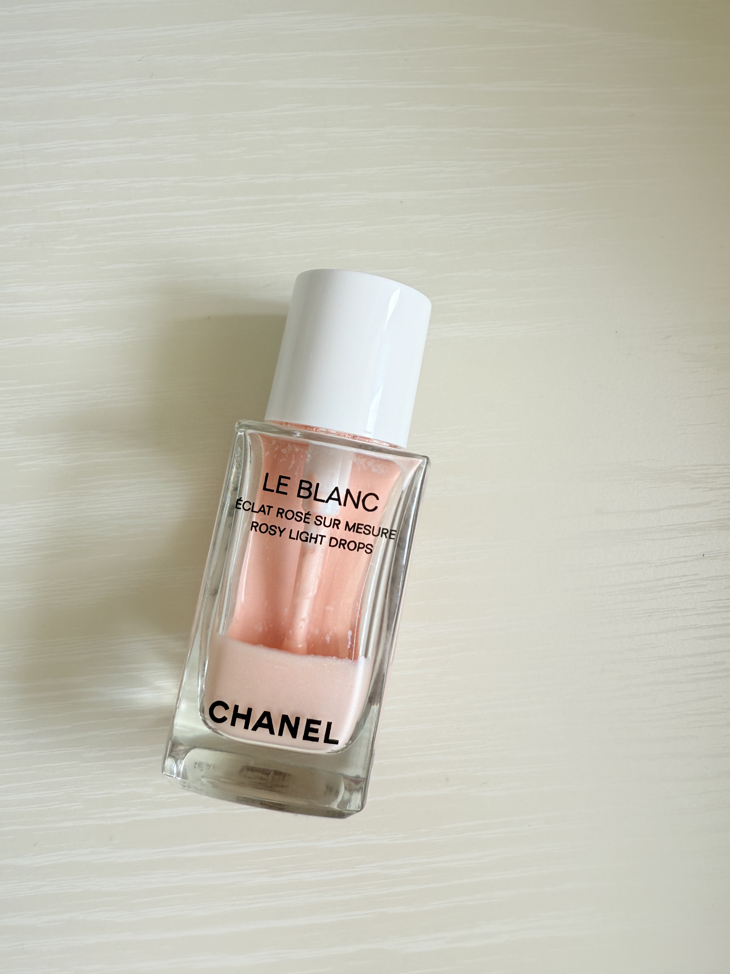 ル ブラン ロージー ドロップス/CHANEL/リキッドハイライトを使ったクチコミ（1枚目）