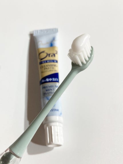 オーラツープレミアムハブラシ なめらかフィット 超コンパクト ふつう/オーラツー/歯ブラシを使ったクチコミ(2枚目)