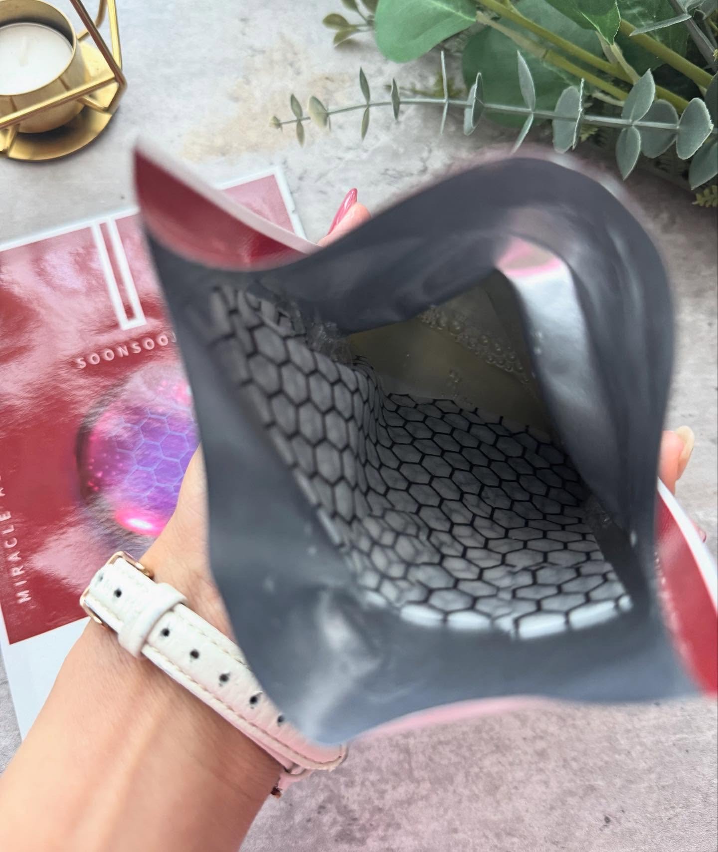 Soonsoojaa フェイスマスク ミミズペプチド ミラクルアクティブマスク/soonsoojaa/シートマスク・パックを使ったクチコミ（2枚目）