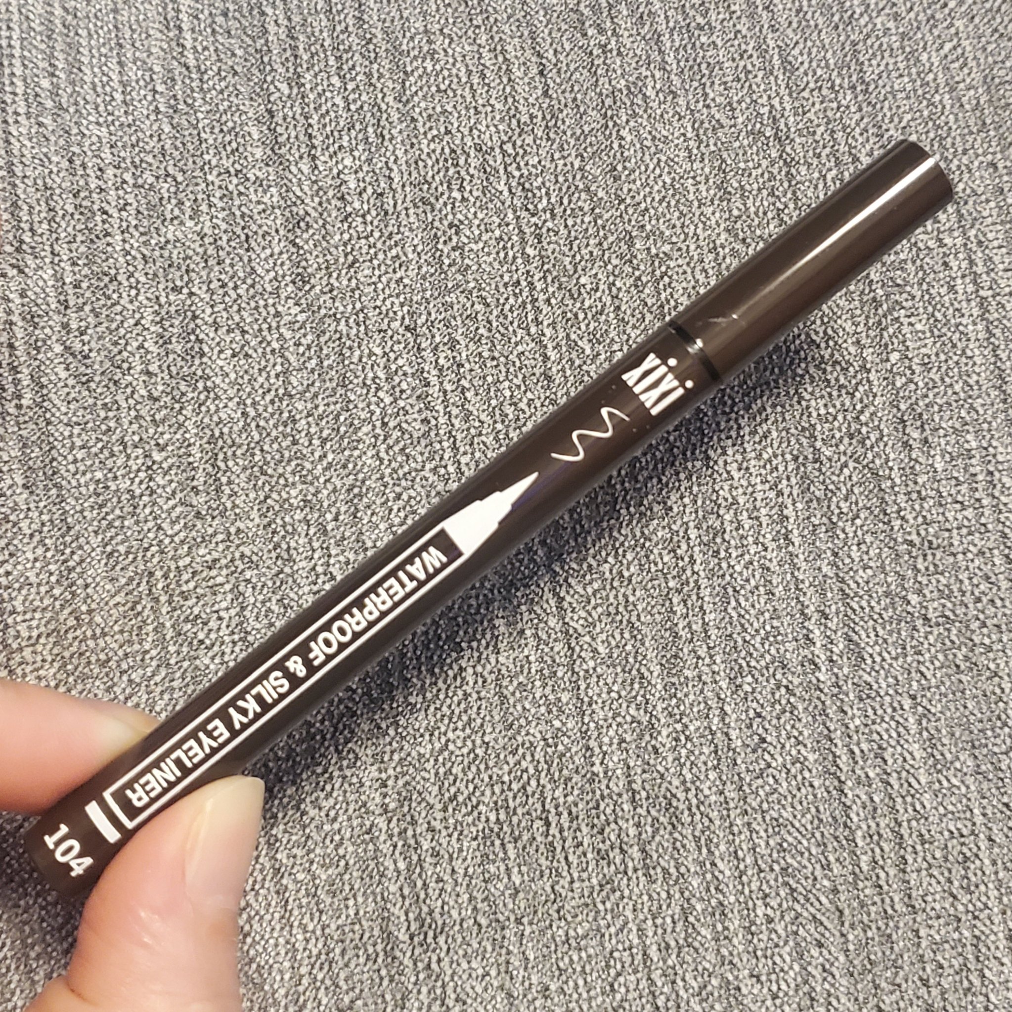 PRETTY EYES/xixi/リキッドアイライナーを使ったクチコミ（3枚目）