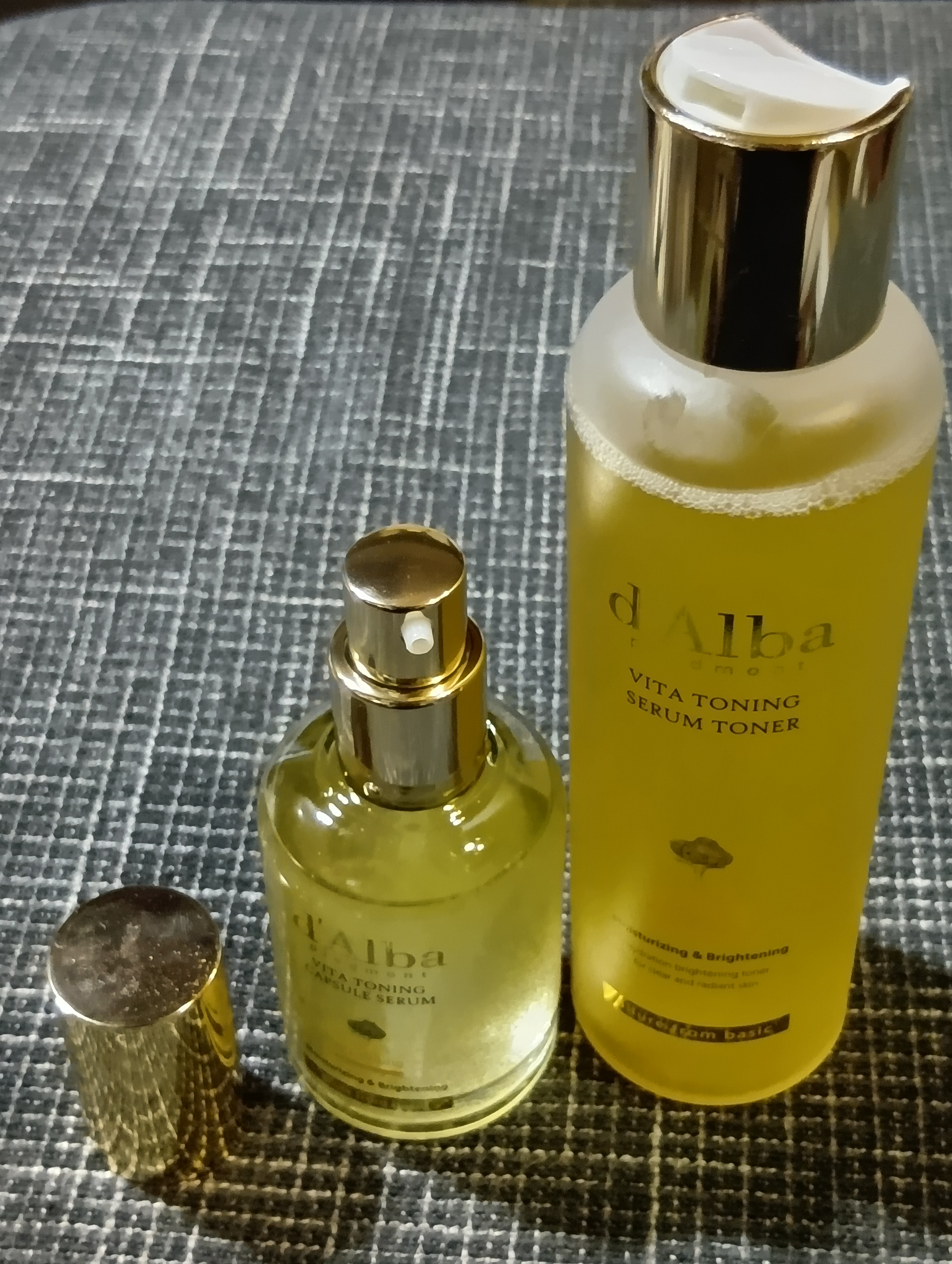 ビタトーニングカプセルセラム/ダルバ/美容液を使ったクチコミ（2枚目）