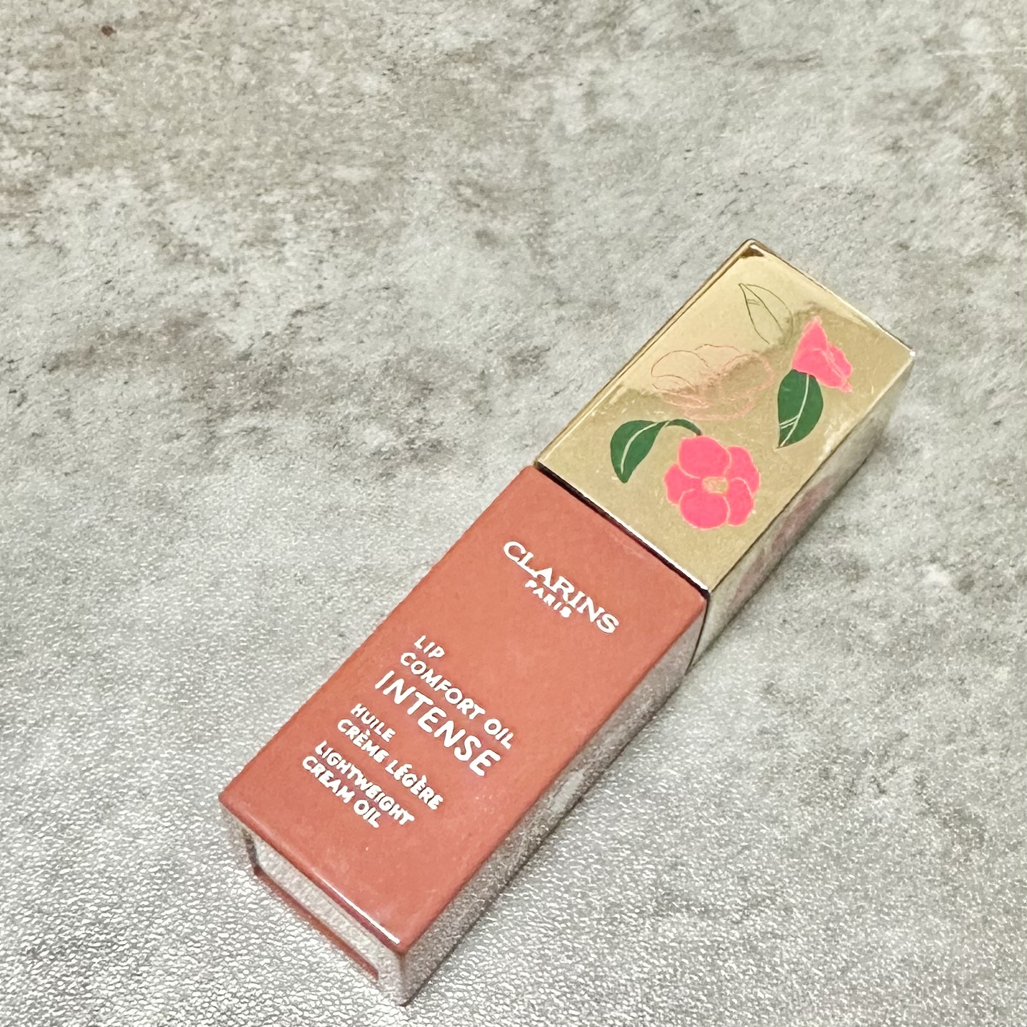 コンフォート リップオイル インテンス/CLARINS/リップグロスを使ったクチコミ（2枚目）