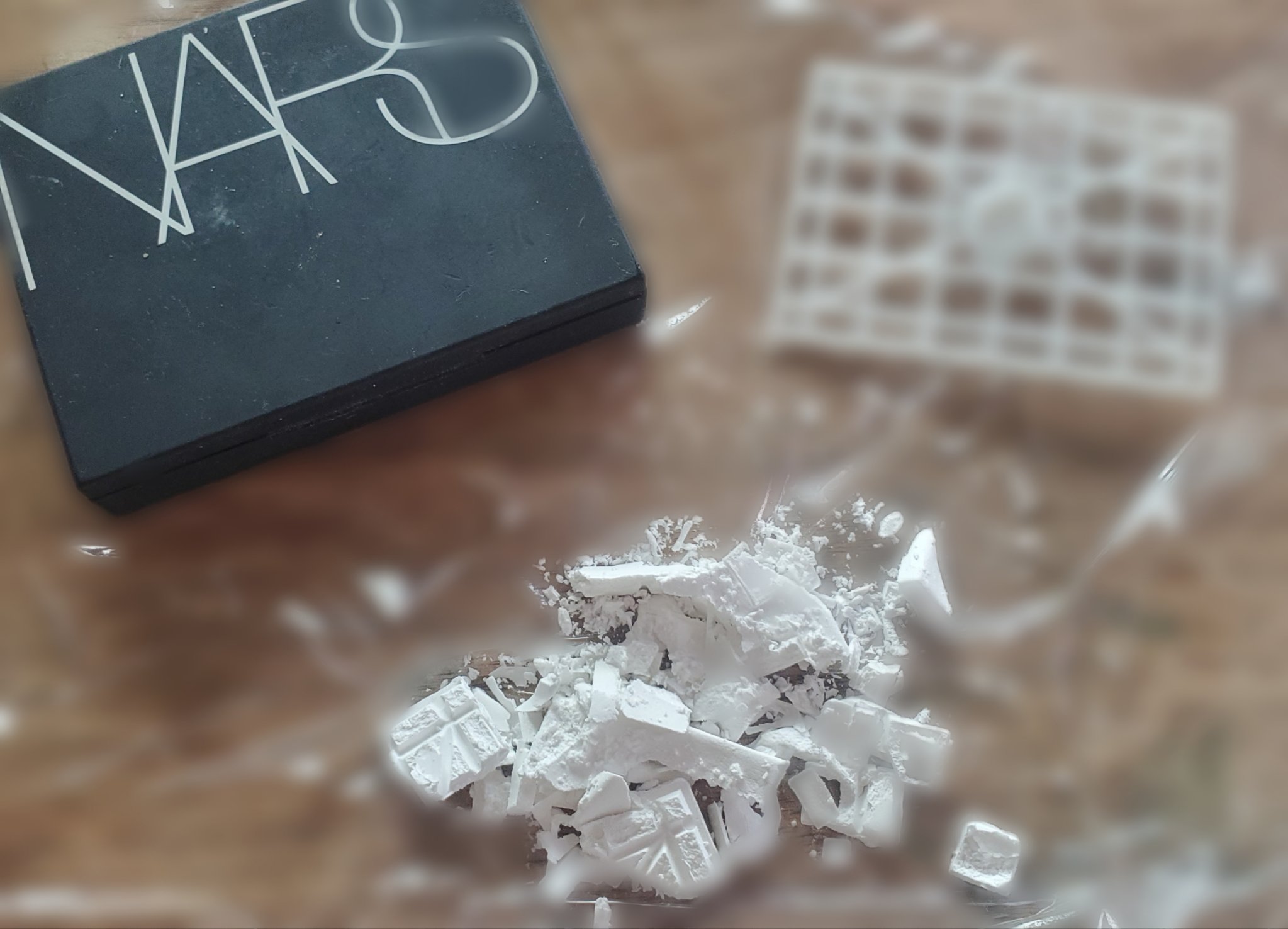 ライトリフレクティングセッティングパウダー　プレスト　N/NARS/プレストパウダーを使ったクチコミ（3枚目）