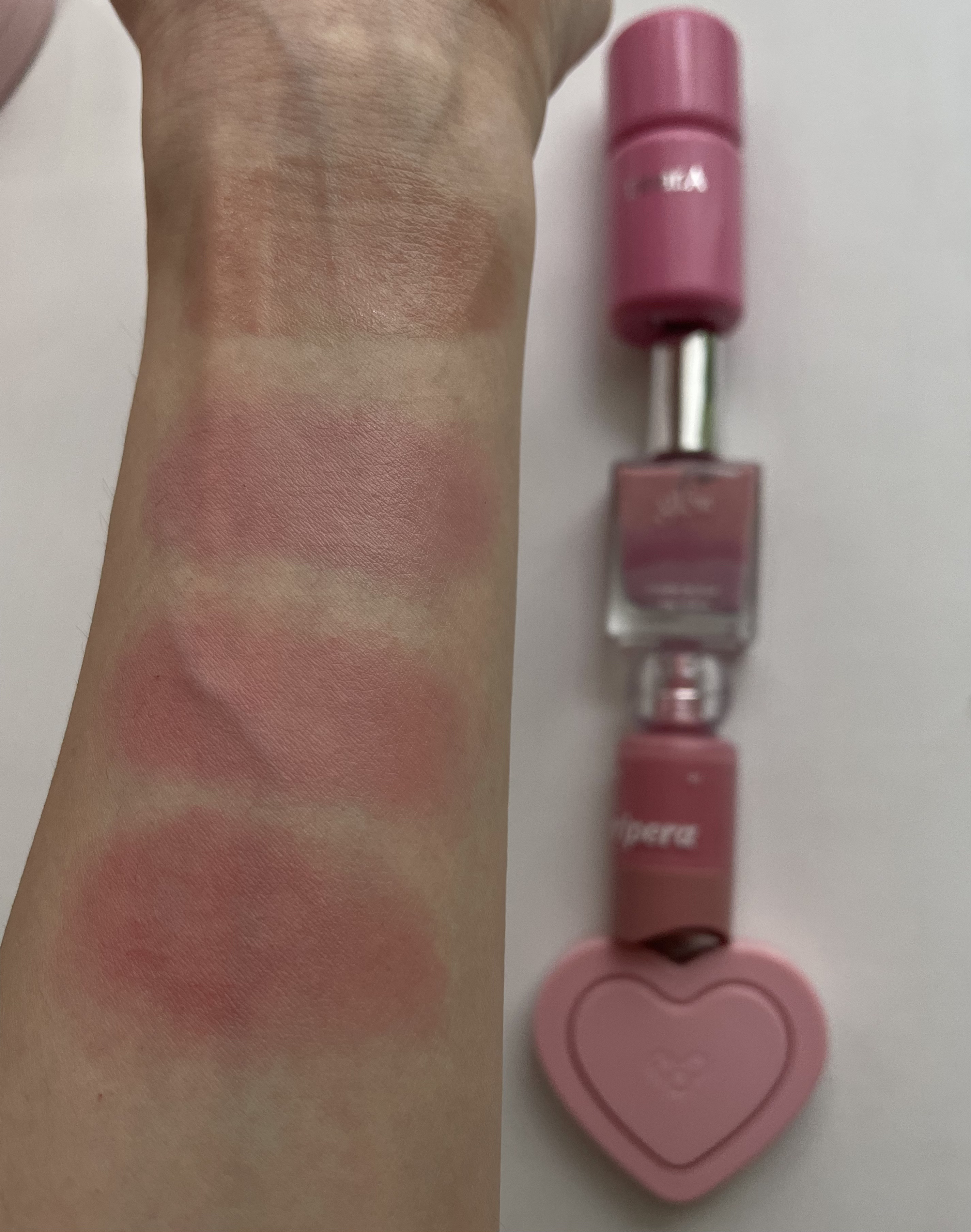 GLOWY CREAM BLUSH 04 Mauve Cheeks/AOU/ジェル・クリームチークを使ったクチコミ（2枚目）