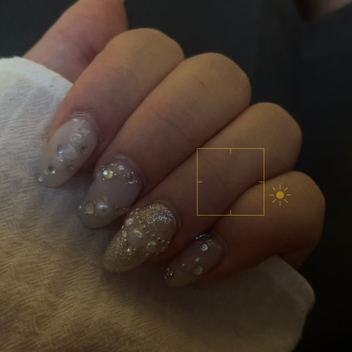 𐔌՞ . .՞ 𐦯 on LIPS 「かわいすぎbridalnail💍𓂃𓈒𓏸︎︎︎︎いいね、保存嬉し..」(1枚目)