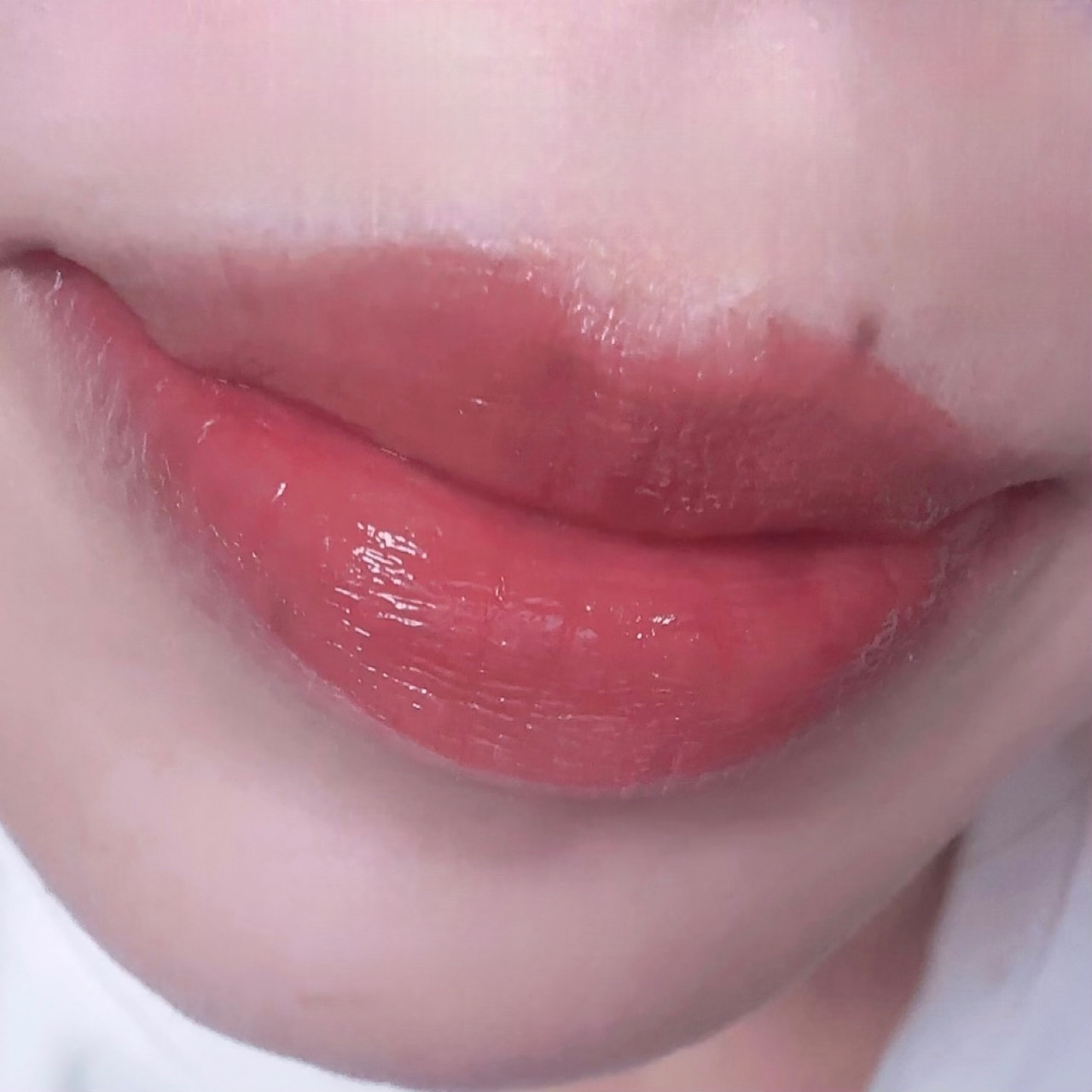 コンフォート リップオイル インテンス/CLARINS/リップグロスを使ったクチコミ（3枚目）