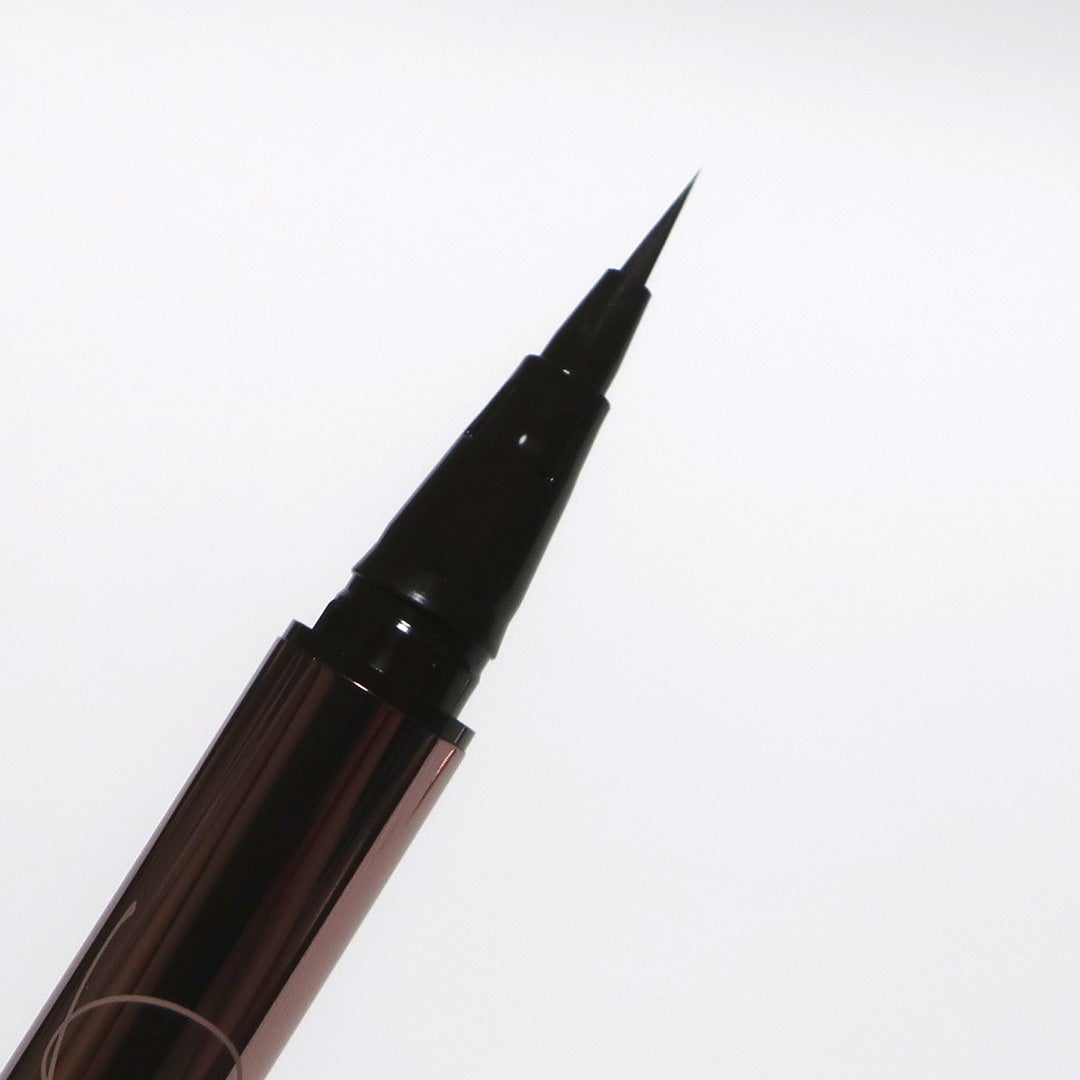 リキッドアイライナーR5 極細筆/ラブ・ライナー/リキッドアイライナーを使ったクチコミ(2枚目)