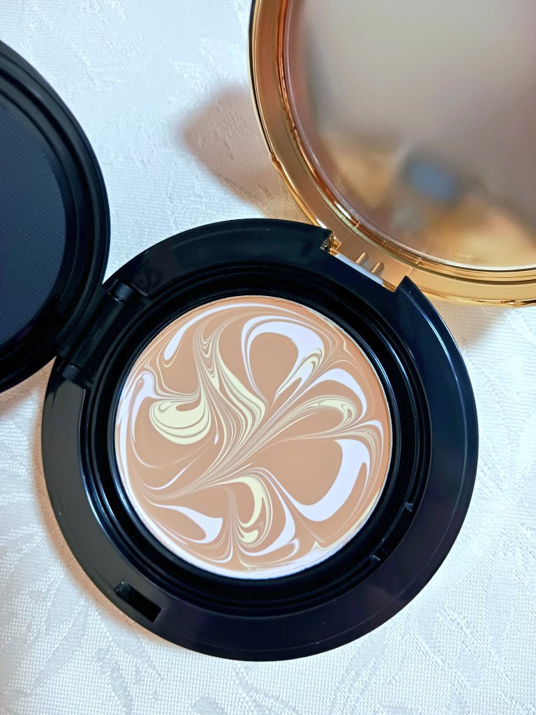 エステファクト ジュエリーパクト/たかの友梨エステファクト/クリーム・エマルジョンファンデーションを使ったクチコミ（2枚目）