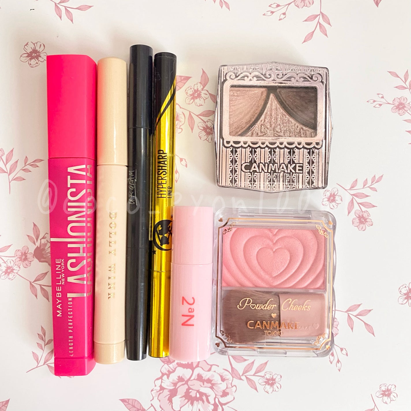 ジューシーピュアアイズ/キャンメイク/アイシャドウパレットを使ったクチコミ(3枚目)