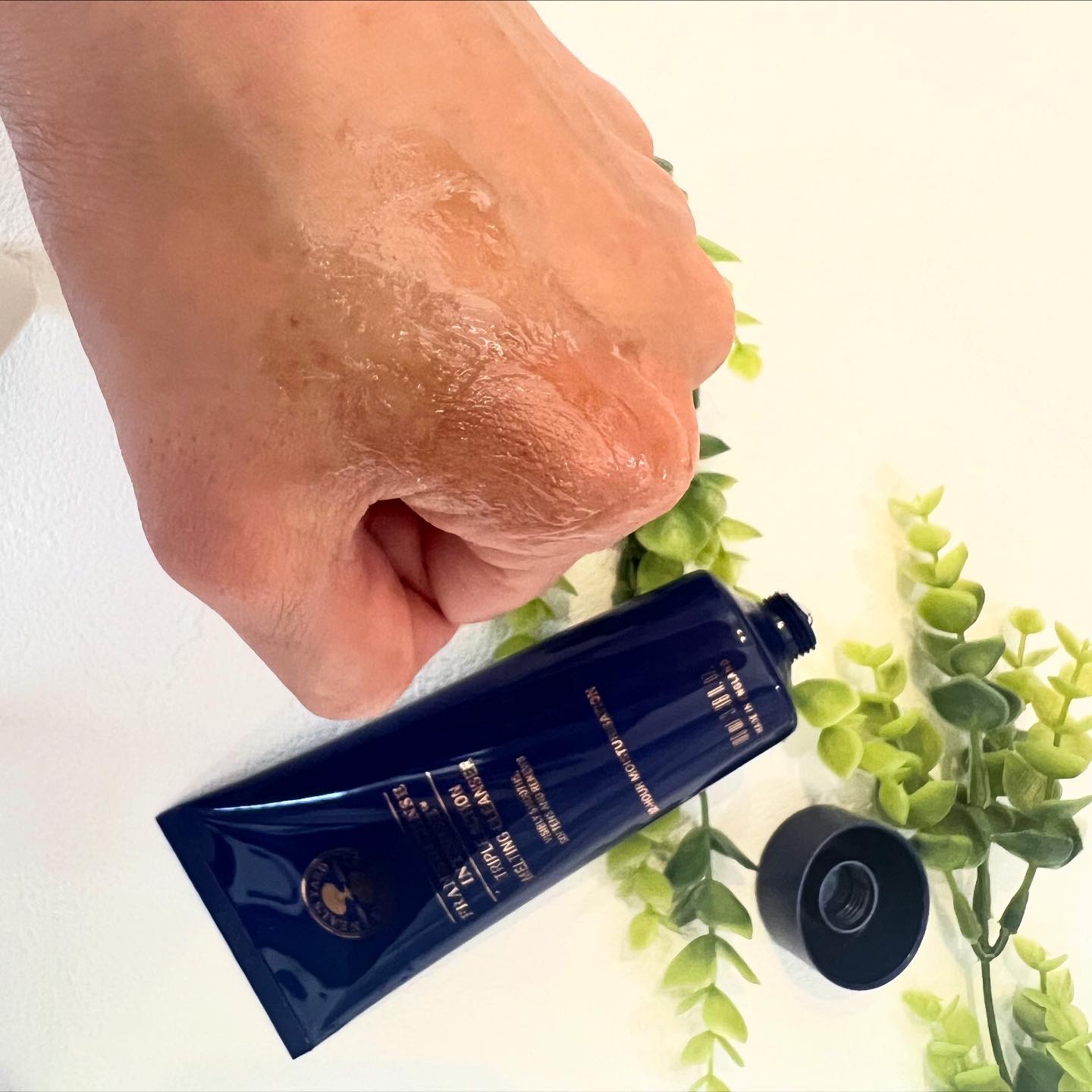 フランキンセンス インテンス トリプルアクション メルティングクレンザー/ニールズヤード レメディーズ/オイルクレンジングを使ったクチコミ（3枚目）