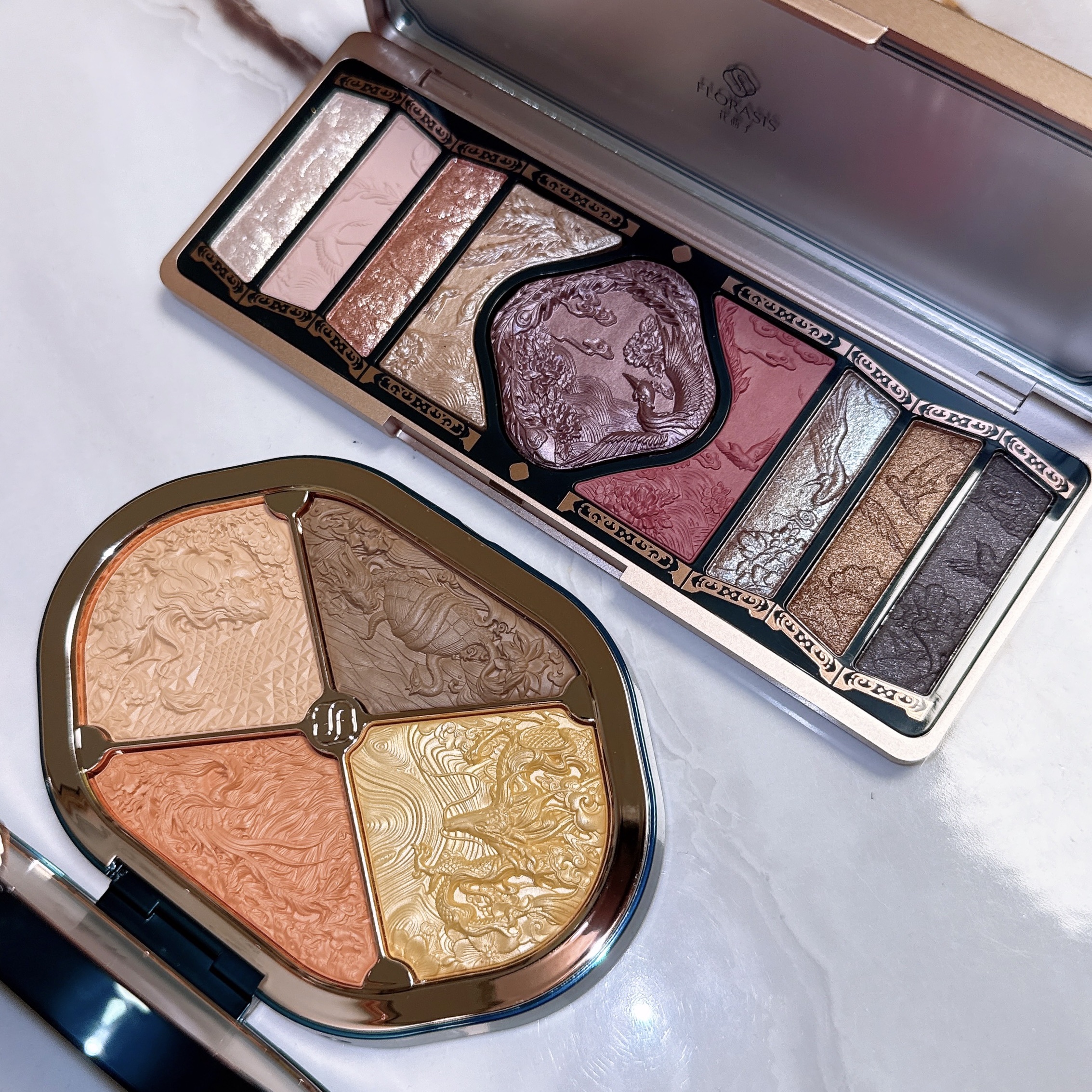 牡丹鏤月浮雕  百鳥朝鳳/花西子/アイシャドウパレットを使ったクチコミ（2枚目）