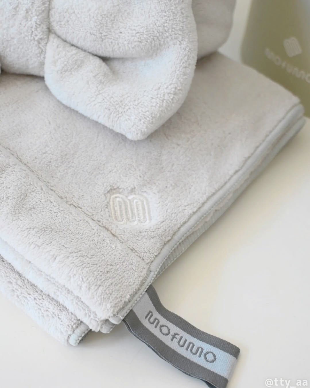 mofumo on LIPS 「ふわっと優しく、毎日の髪に寄り添うタオル。@mofumo_to..」(4枚目)